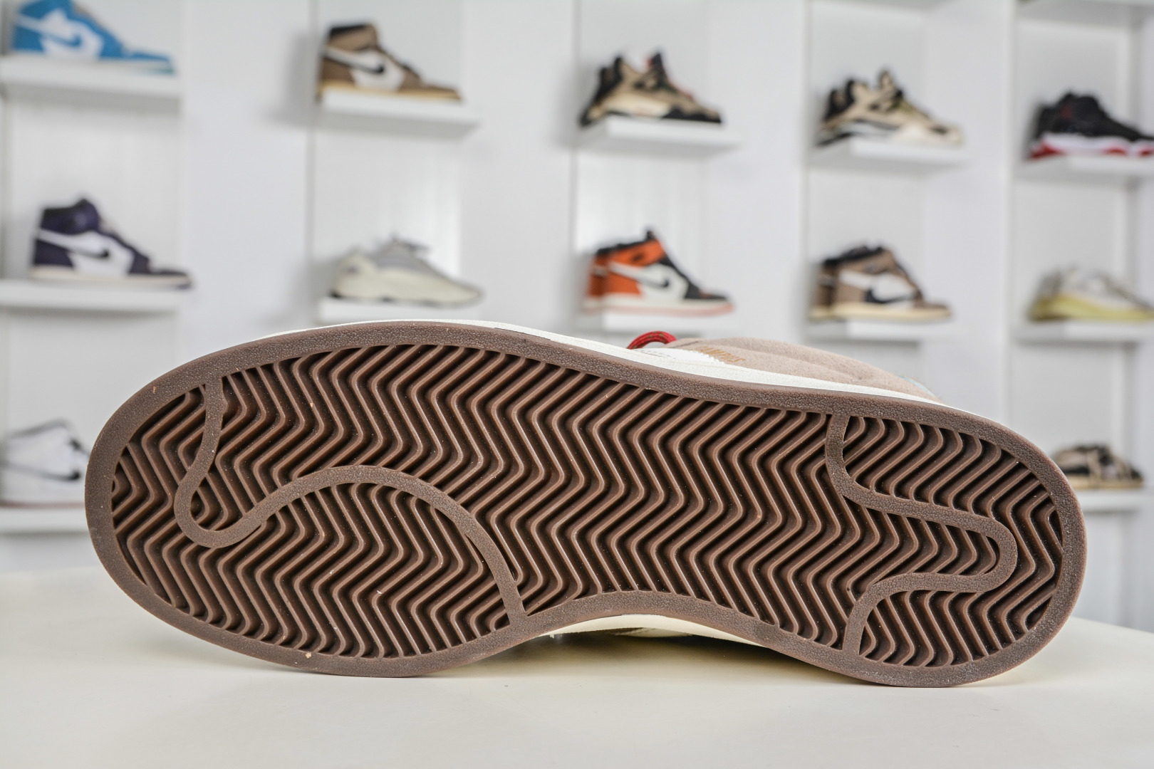 150 Adidas CAMPUS 00s 面包鞋复古休闲板鞋 KJ8724-Chinese UA Cheap High Quatity Brand Clothes Bags handbags Sneakers wholesale wholesaler seller from China Factory suppliers Fashion Clothing Shoes best Quality Beautiful Price 150 Adidas CAMPUS 00s 面包鞋复古休闲板鞋 KJ8724