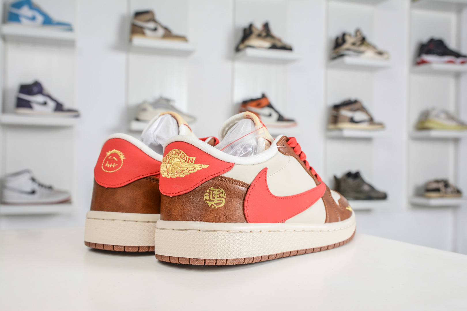 270 TS x Nike Air Jordan 1 Low 马年限定 白棕红 YF9511-500