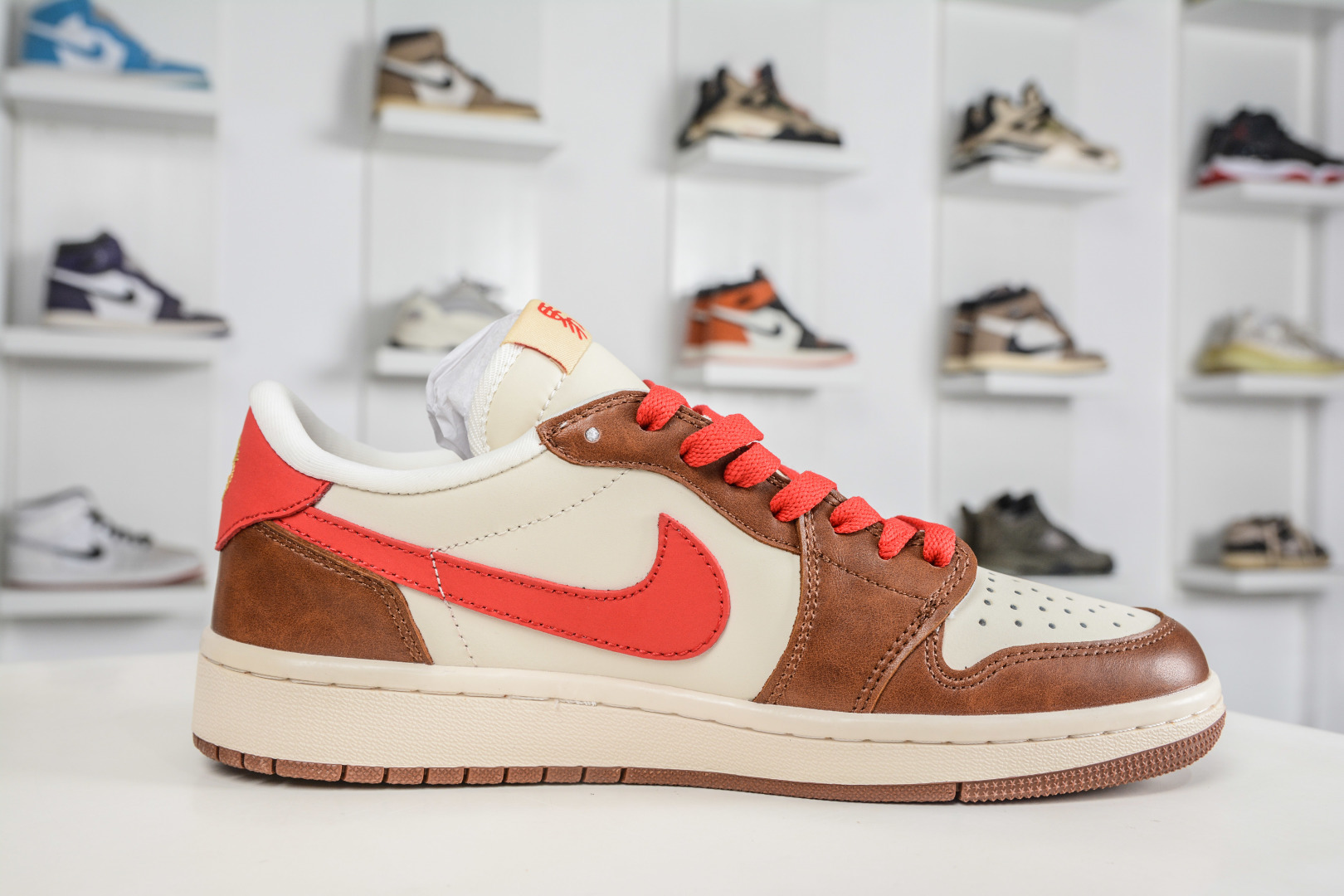 270 TS x Nike Air Jordan 1 Low 马年限定 白棕红 YF9511-500