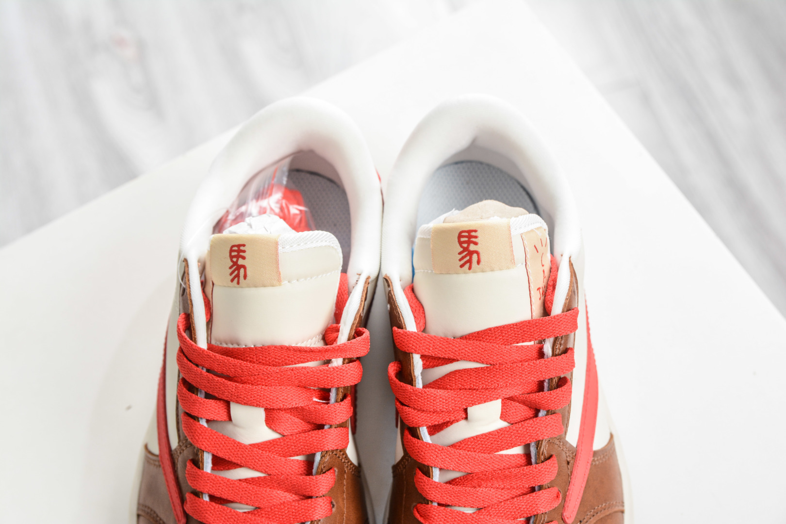 270 TS x Nike Air Jordan 1 Low 马年限定 白棕红 YF9511-500