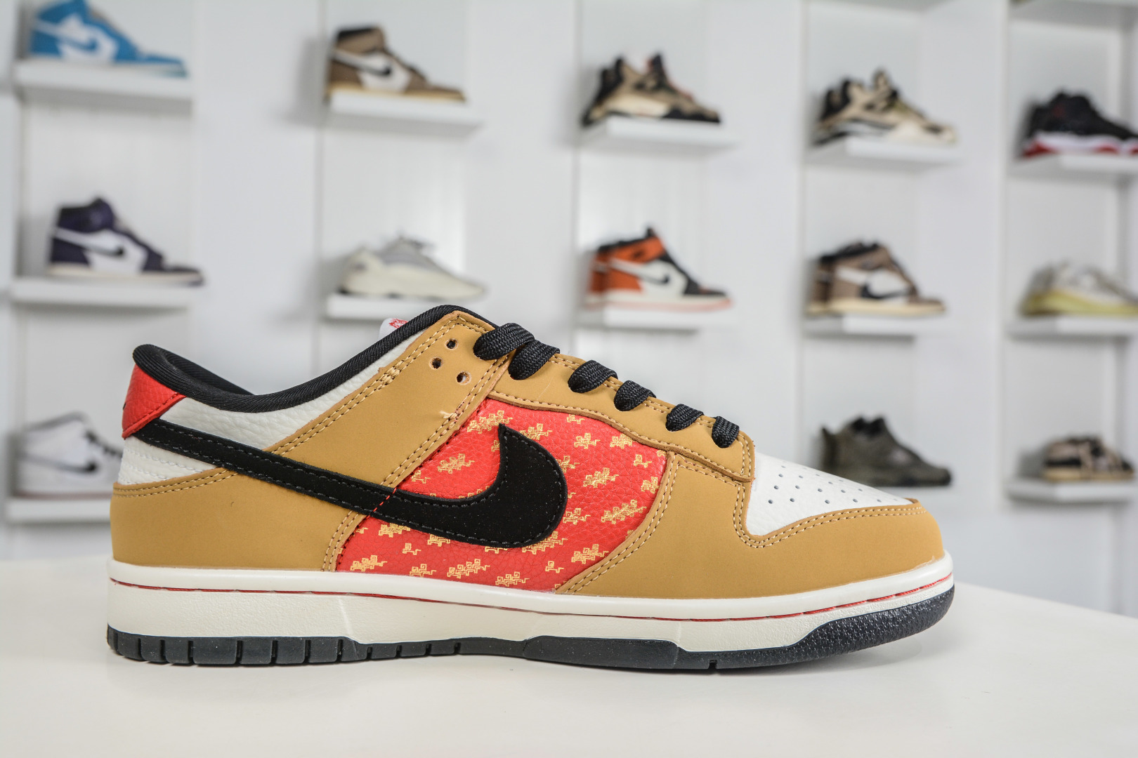 270 Nike SB Dunk Low x Superme SUP马年限定联名-琥珀丹红 NH0601-489-Chinese UA Cheap High Quatity Brand Clothes Bags handbags Sneakers wholesale wholesaler seller from China Factory suppliers Fashion Clothing Shoes best Quality Beautiful Price 270 Nike SB Dunk Low x Superme SUP马年限定联名-琥珀丹红 NH0601-489