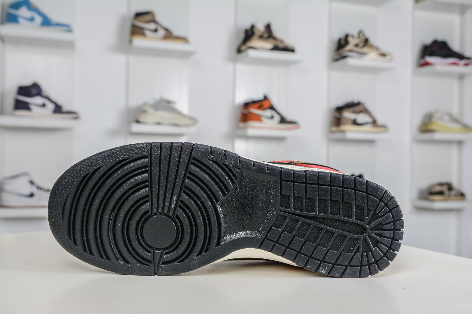 270 Nike Dunk Low 马年限定 白红金 DS6608-024-Chinese UA Cheap High Quatity Brand Clothes Bags handbags Sneakers wholesale wholesaler seller from China Factory suppliers Fashion Clothing Shoes best Quality Beautiful Price 270 Nike Dunk Low 马年限定 白红金 DS6608-024