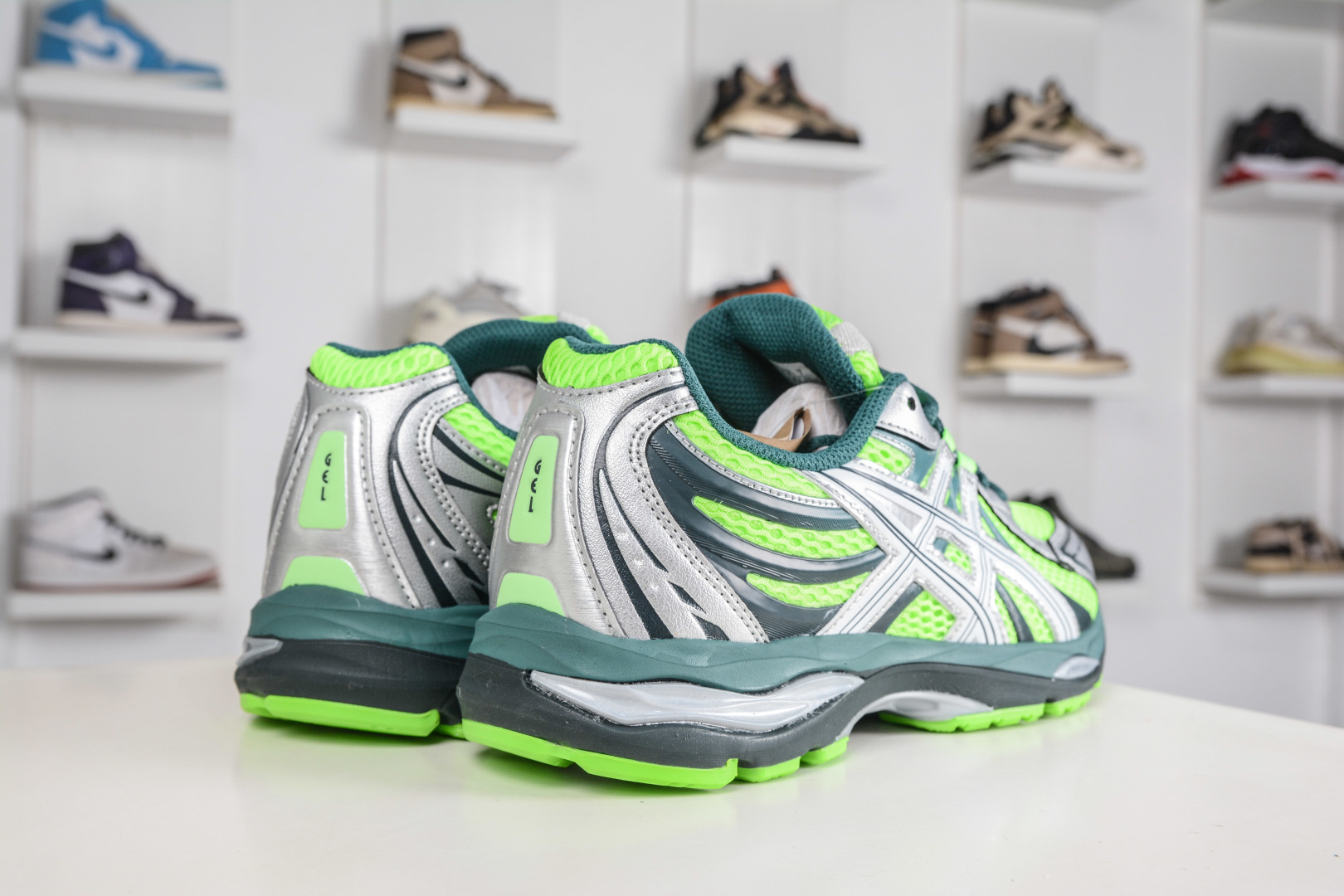 Asics Gel-Sekiran 亚瑟士 时尚舒适复古休闲运动跑步鞋 1203A954-300