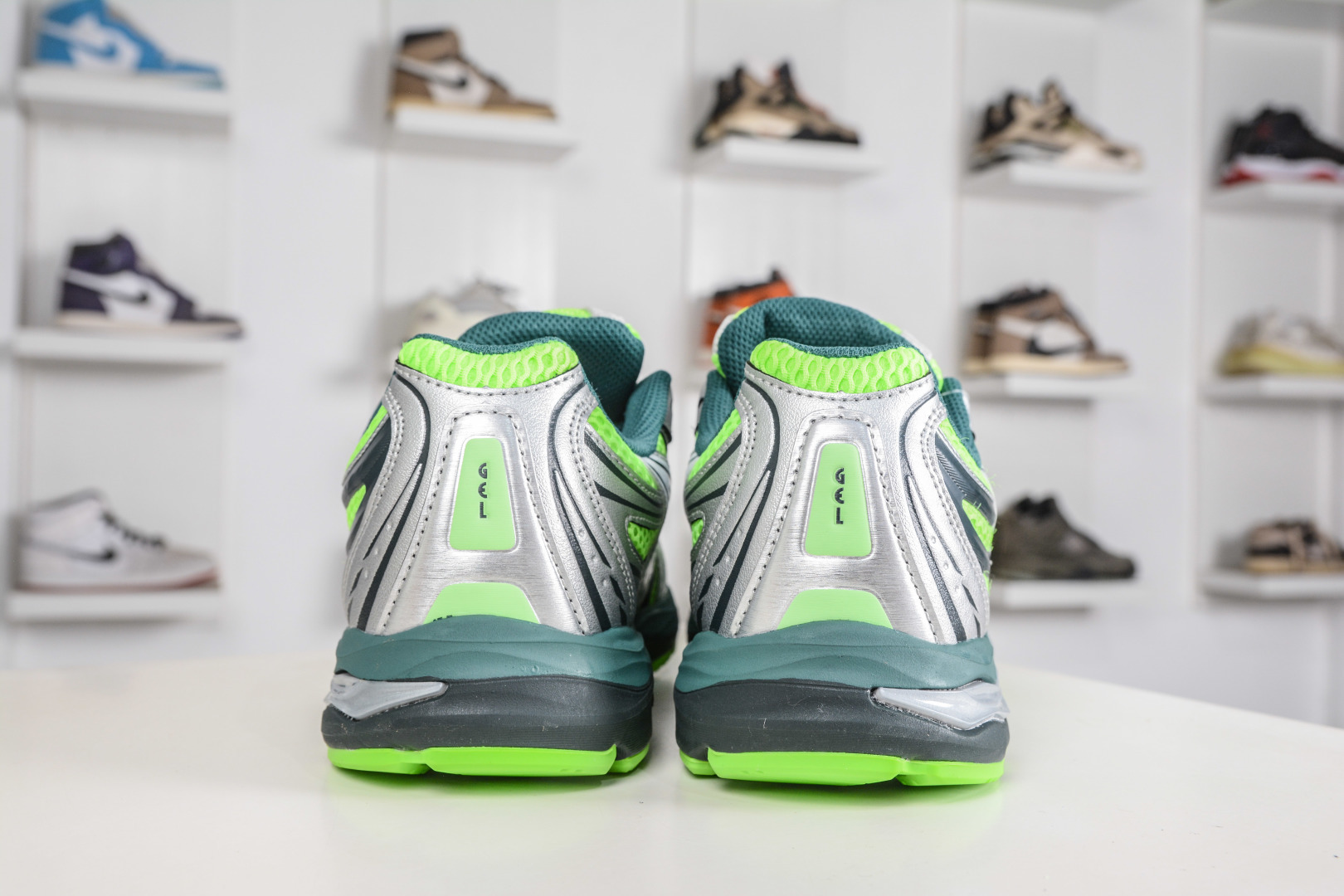 Asics Gel-Sekiran 亚瑟士 时尚舒适复古休闲运动跑步鞋 1203A954-300