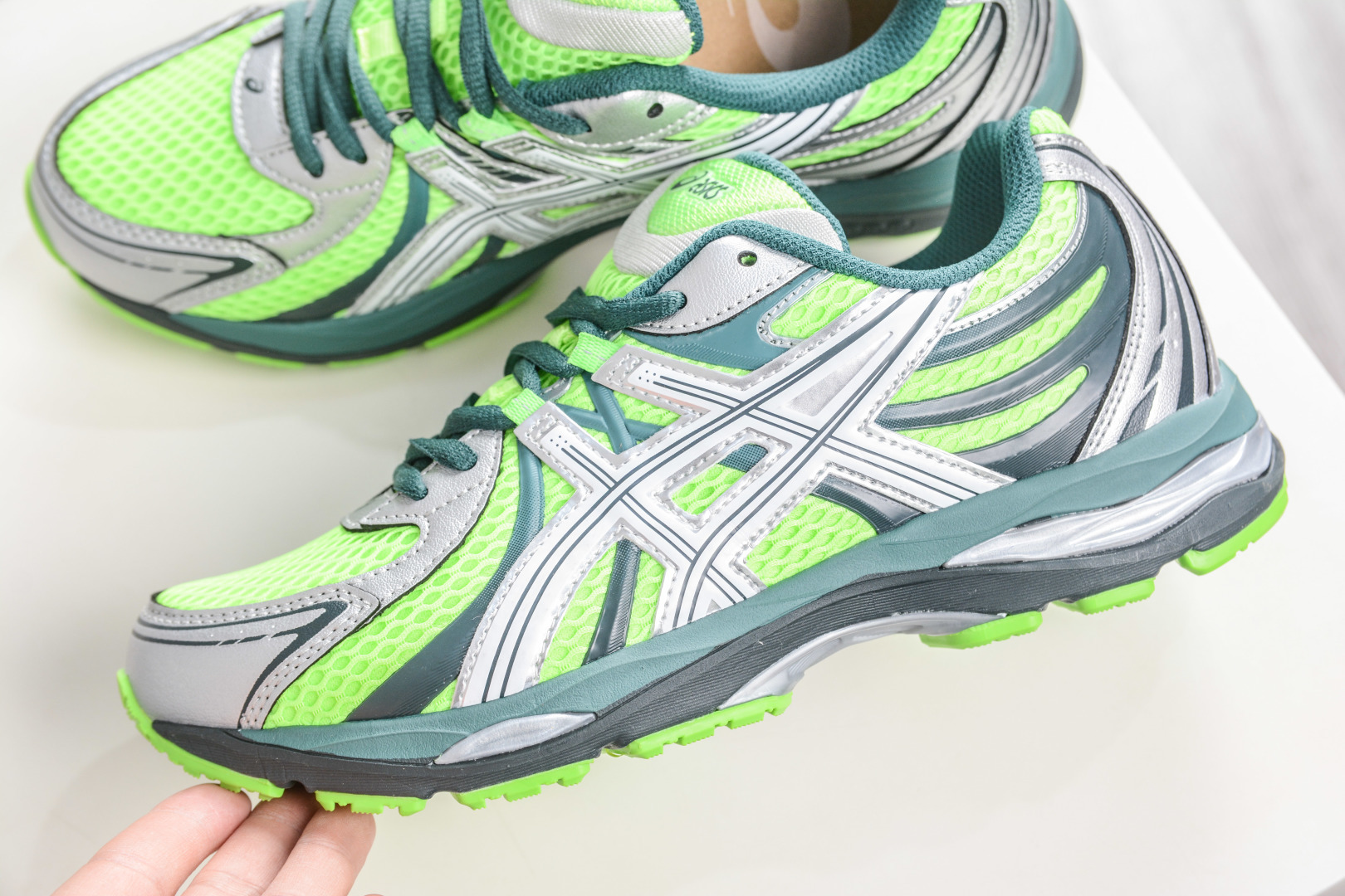 Asics Gel-Sekiran 亚瑟士 时尚舒适复古休闲运动跑步鞋 1203A954-300