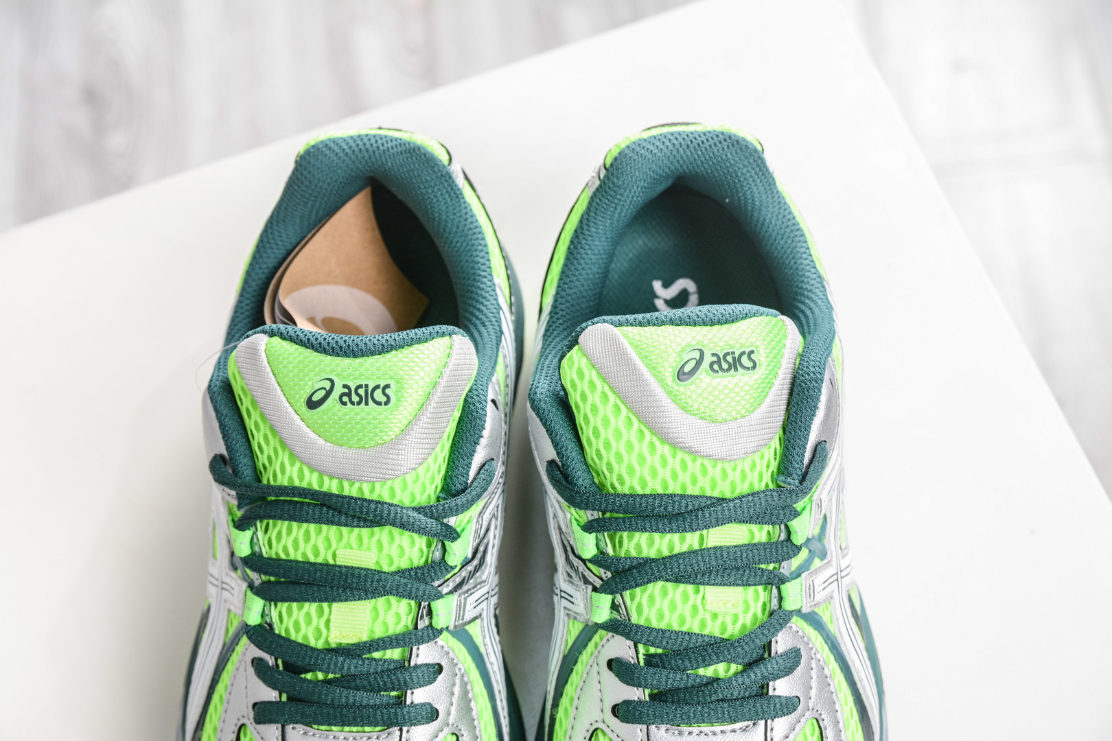 Asics Gel-Sekiran 亚瑟士 时尚舒适复古休闲运动跑步鞋 1203A954-300