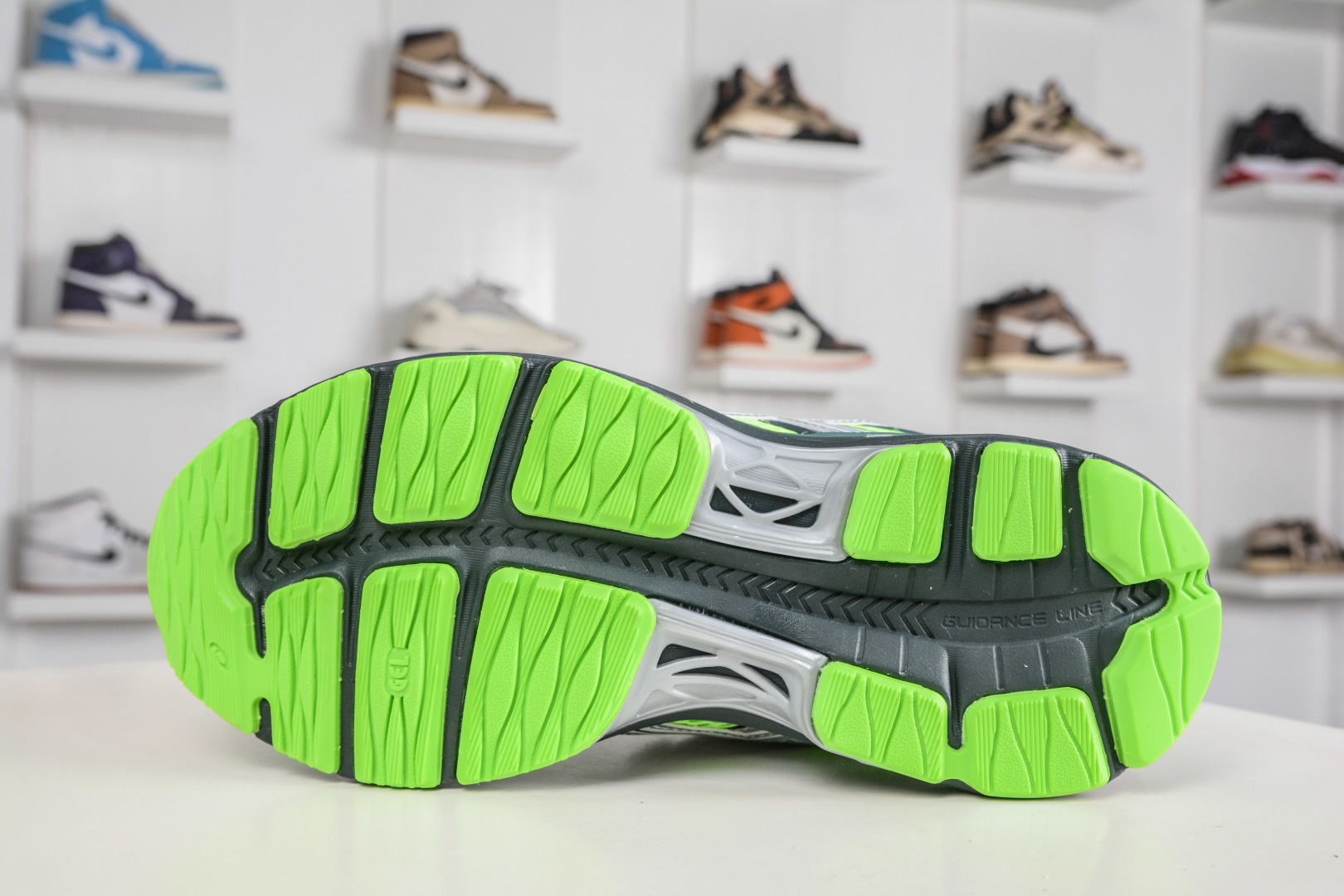 Asics Gel-Sekiran 亚瑟士 时尚舒适复古休闲运动跑步鞋 1203A954-300