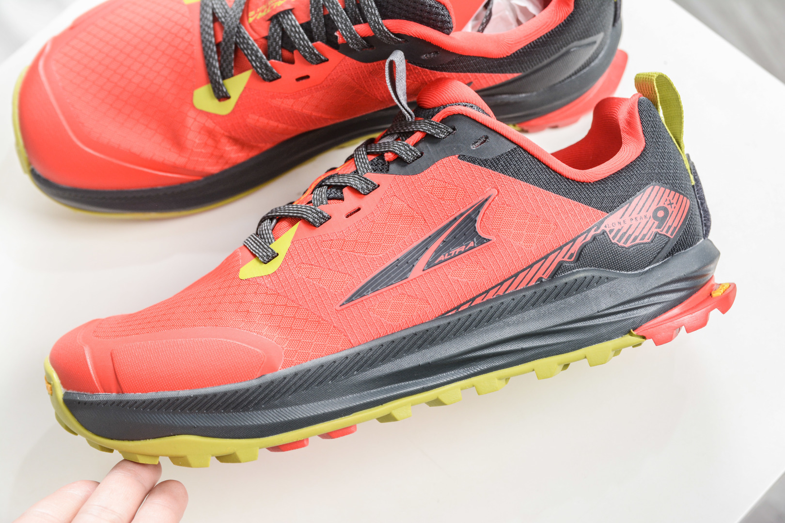 Altra Altra Lone Peak 9 奥创奥林匹斯9代 红色 舒适百搭防滑耐磨低帮户外跑步鞋 AL0A85RG660-Top High Quatity Cheap Sneakers Fashion Clothing Clothes Bags handbags Shoes of all Brand wholesale With The best Quality And Beautiful Price from China Factory Chinese suppliers wholesaler seller Altra Altra Lone Peak 9 奥创奥林匹斯9代 红色 舒适百搭防滑耐磨低帮户外跑步鞋 AL0A85RG660