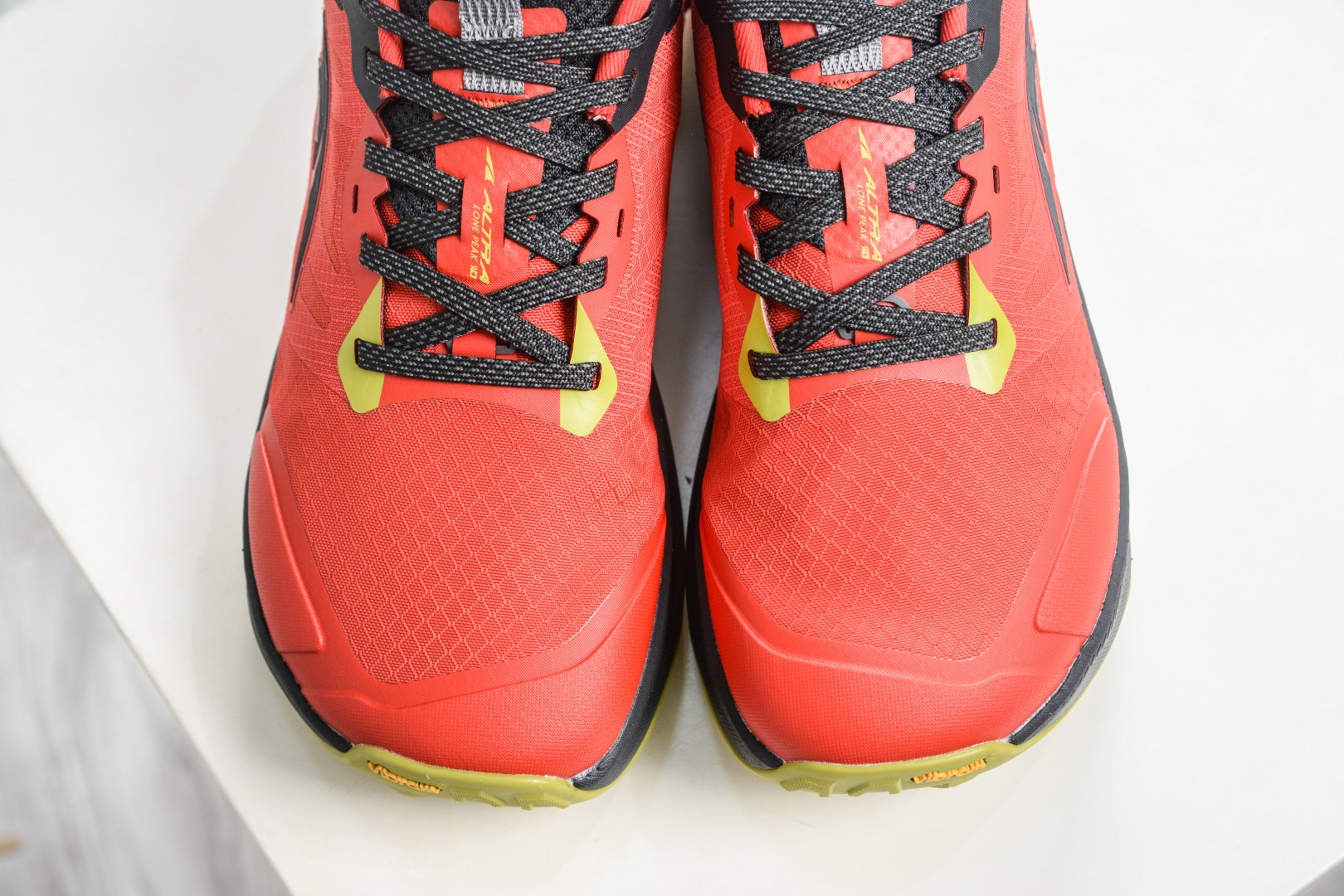 Altra Altra Lone Peak 9 奥创奥林匹斯9代 红色 舒适百搭防滑耐磨低帮户外跑步鞋 AL0A85RG660-Top High Quatity Cheap Sneakers Fashion Clothing Clothes Bags handbags Shoes of all Brand wholesale With The best Quality And Beautiful Price from China Factory Chinese suppliers wholesaler seller Altra Altra Lone Peak 9 奥创奥林匹斯9代 红色 舒适百搭防滑耐磨低帮户外跑步鞋 AL0A85RG660