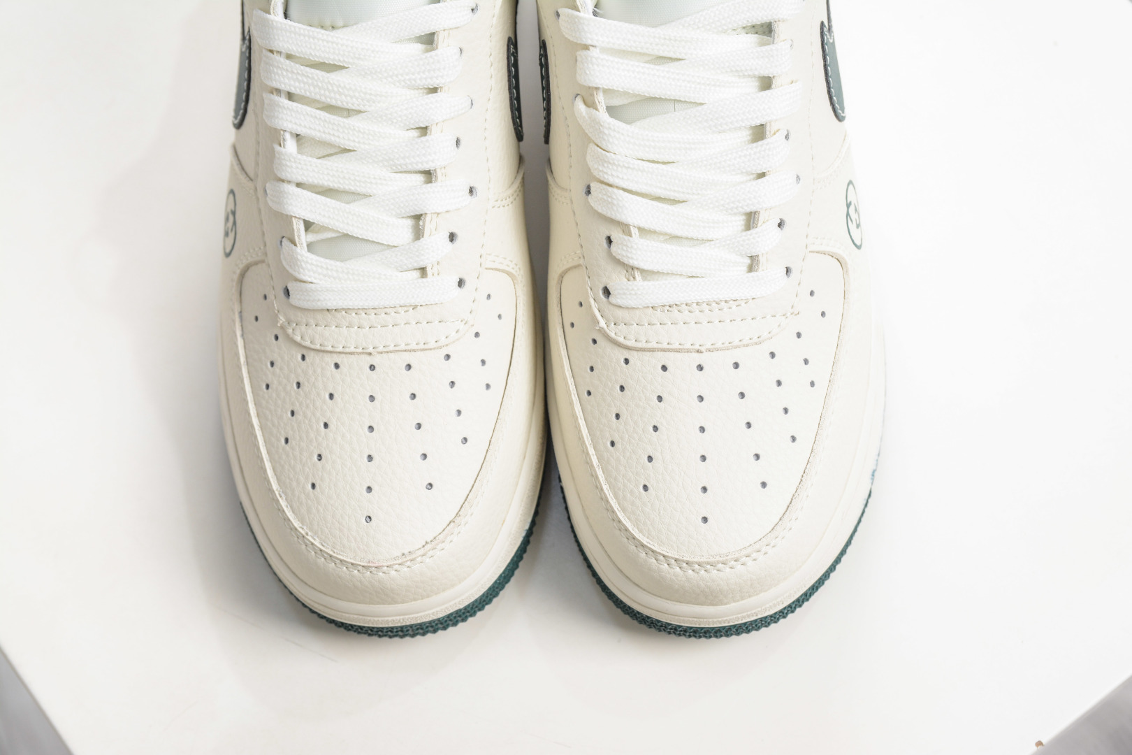 Gucci x NIke Air Force 1 古驰联名-米绿 LD1999-017-Top High Quatity Cheap Sneakers Fashion Clothing Clothes Bags handbags Shoes of all Brand wholesale With The best Quality And Beautiful Price from China Factory Chinese suppliers wholesaler seller Gucci x NIke Air Force 1 古驰联名-米绿 LD1999-017