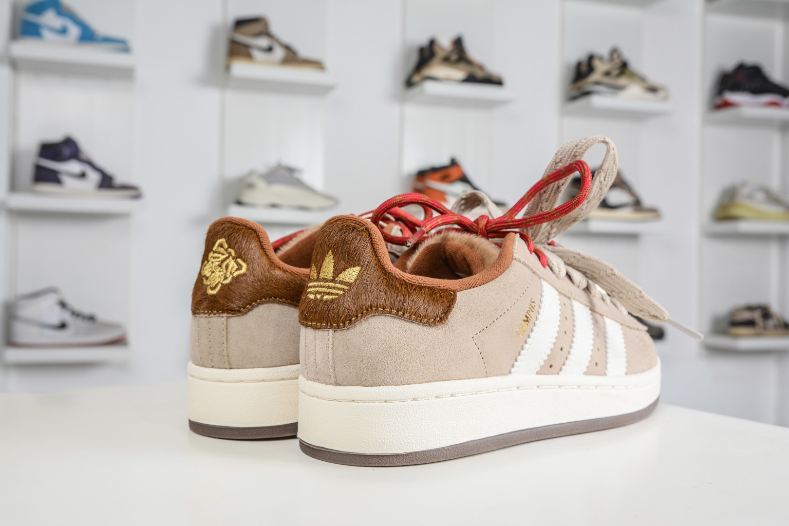 X版 Adidas CAMPUS 00s 面包鞋复古休闲板鞋 KJ8724-Top High Quatity Cheap Sneakers Fashion Clothing Clothes Bags handbags Shoes of all Brand wholesale With The best Quality And Beautiful Price from China Factory Chinese suppliers wholesaler seller X版 Adidas CAMPUS 00s 面包鞋复古休闲板鞋 KJ8724