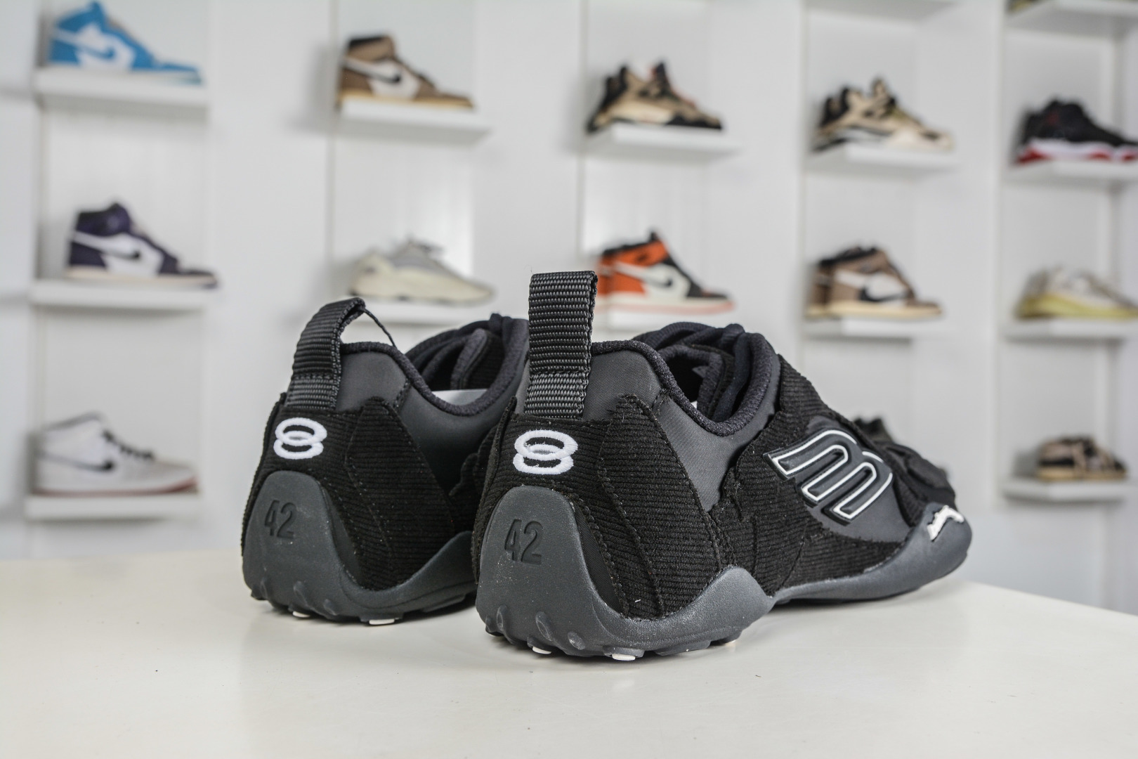 XA版本顶级BALENCIAGA Monday Ultra 巴黎世家 853505 WMNDI 1000-Top High Quatity Cheap Sneakers Fashion Clothing Clothes Bags handbags Shoes of all Brand wholesale With The best Quality And Beautiful Price from China Factory Chinese suppliers wholesaler seller XA版本顶级BALENCIAGA Monday Ultra 巴黎世家 853505 WMNDI 1000