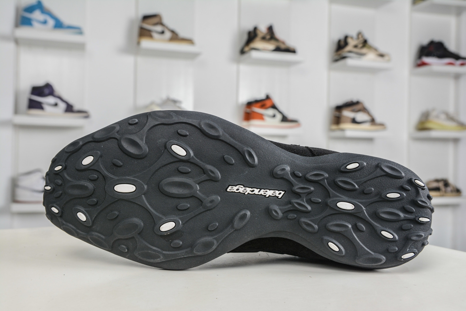 XA版本顶级BALENCIAGA Monday Ultra 巴黎世家 853505 WMNDI 1000-Top High Quatity Cheap Sneakers Fashion Clothing Clothes Bags handbags Shoes of all Brand wholesale With The best Quality And Beautiful Price from China Factory Chinese suppliers wholesaler seller XA版本顶级BALENCIAGA Monday Ultra 巴黎世家 853505 WMNDI 1000