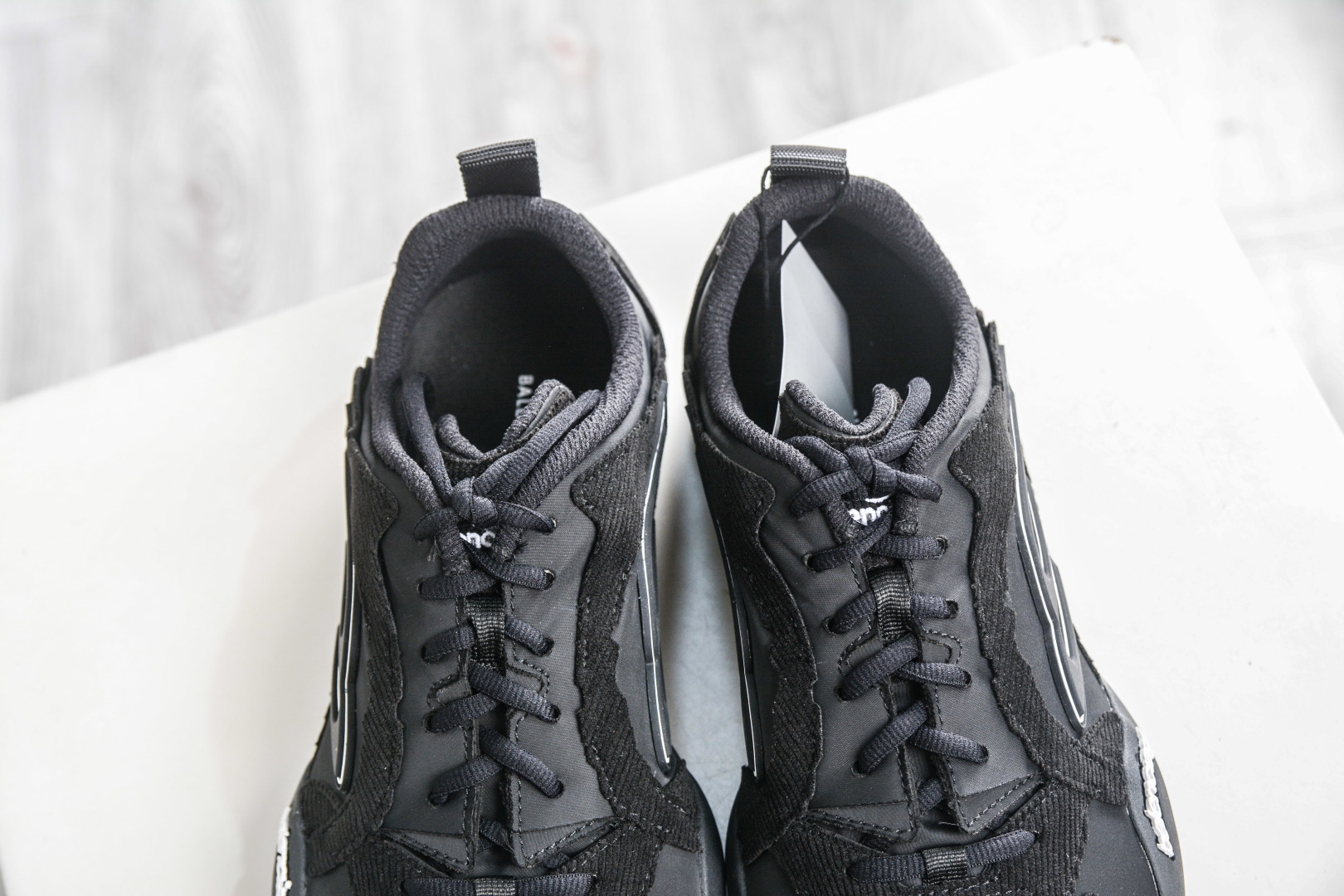XA版本顶级BALENCIAGA Monday Ultra 巴黎世家 853505 WMNDI 1000-Top High Quatity Cheap Sneakers Fashion Clothing Clothes Bags handbags Shoes of all Brand wholesale With The best Quality And Beautiful Price from China Factory Chinese suppliers wholesaler seller XA版本顶级BALENCIAGA Monday Ultra 巴黎世家 853505 WMNDI 1000
