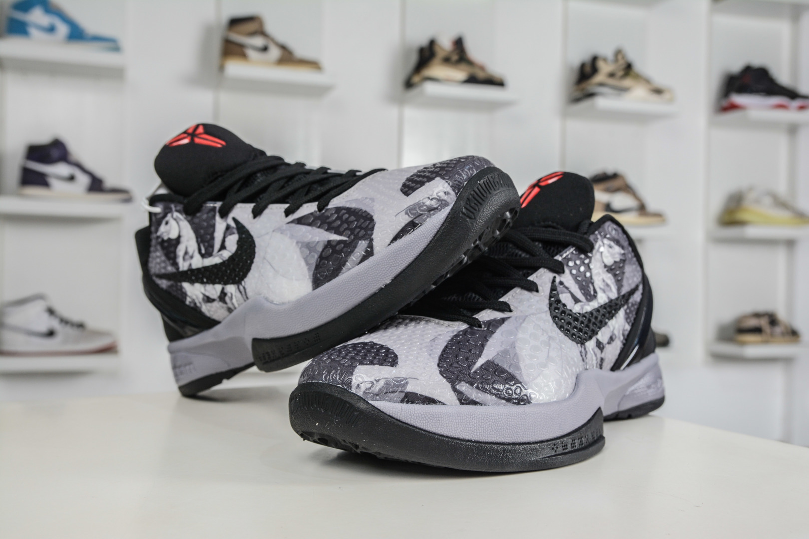 Nike Zoom Kobe VI 马年限定 CNY新年款 耐克 科比6代系列 低帮复刻实战运动低帮文化篮球鞋 CW2190-030-Top High Quatity Cheap Sneakers Fashion Clothing Clothes Bags handbags Shoes of all Brand wholesale With The best Quality And Beautiful Price from China Factory Chinese suppliers wholesaler seller Nike Zoom Kobe VI 马年限定 CNY新年款 耐克 科比6代系列 低帮复刻实战运动低帮文化篮球鞋 CW2190-030