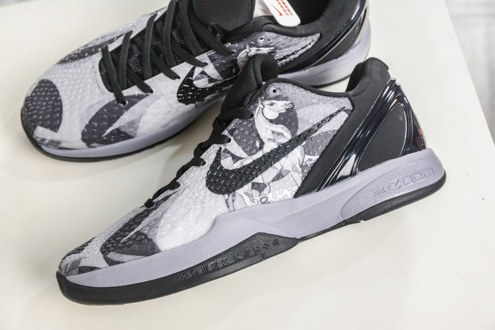 Nike Zoom Kobe VI 马年限定 CNY新年款 耐克 科比6代系列 低帮复刻实战运动低帮文化篮球鞋 CW2190-030-Top High Quatity Cheap Sneakers Fashion Clothing Clothes Bags handbags Shoes of all Brand wholesale With The best Quality And Beautiful Price from China Factory Chinese suppliers wholesaler seller Nike Zoom Kobe VI 马年限定 CNY新年款 耐克 科比6代系列 低帮复刻实战运动低帮文化篮球鞋 CW2190-030