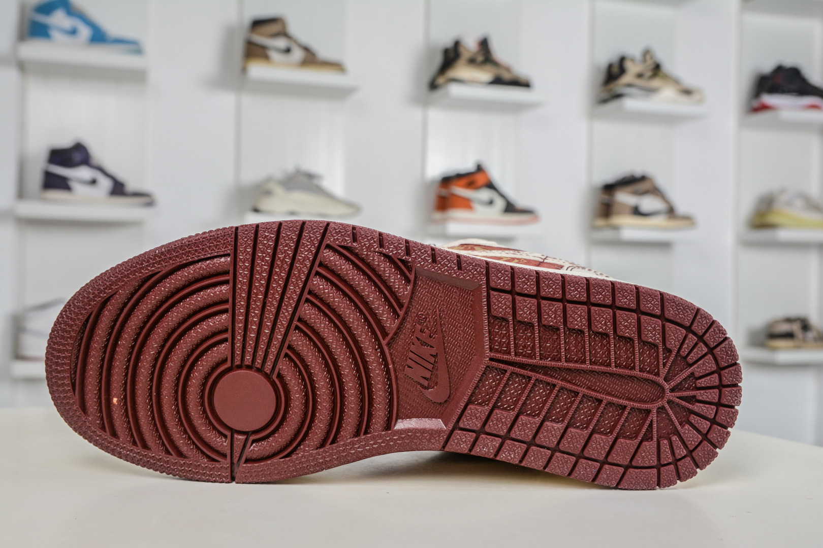 Air Jordan 1 Retro Low x The North Face 北面马年限定联名- 鎏金马纹 QL1988-005-Top High Quatity Cheap Sneakers Fashion Clothing Clothes Bags handbags Shoes of all Brand wholesale With The best Quality And Beautiful Price from China Factory Chinese suppliers wholesaler seller Air Jordan 1 Retro Low x The North Face 北面马年限定联名- 鎏金马纹 QL1988-005