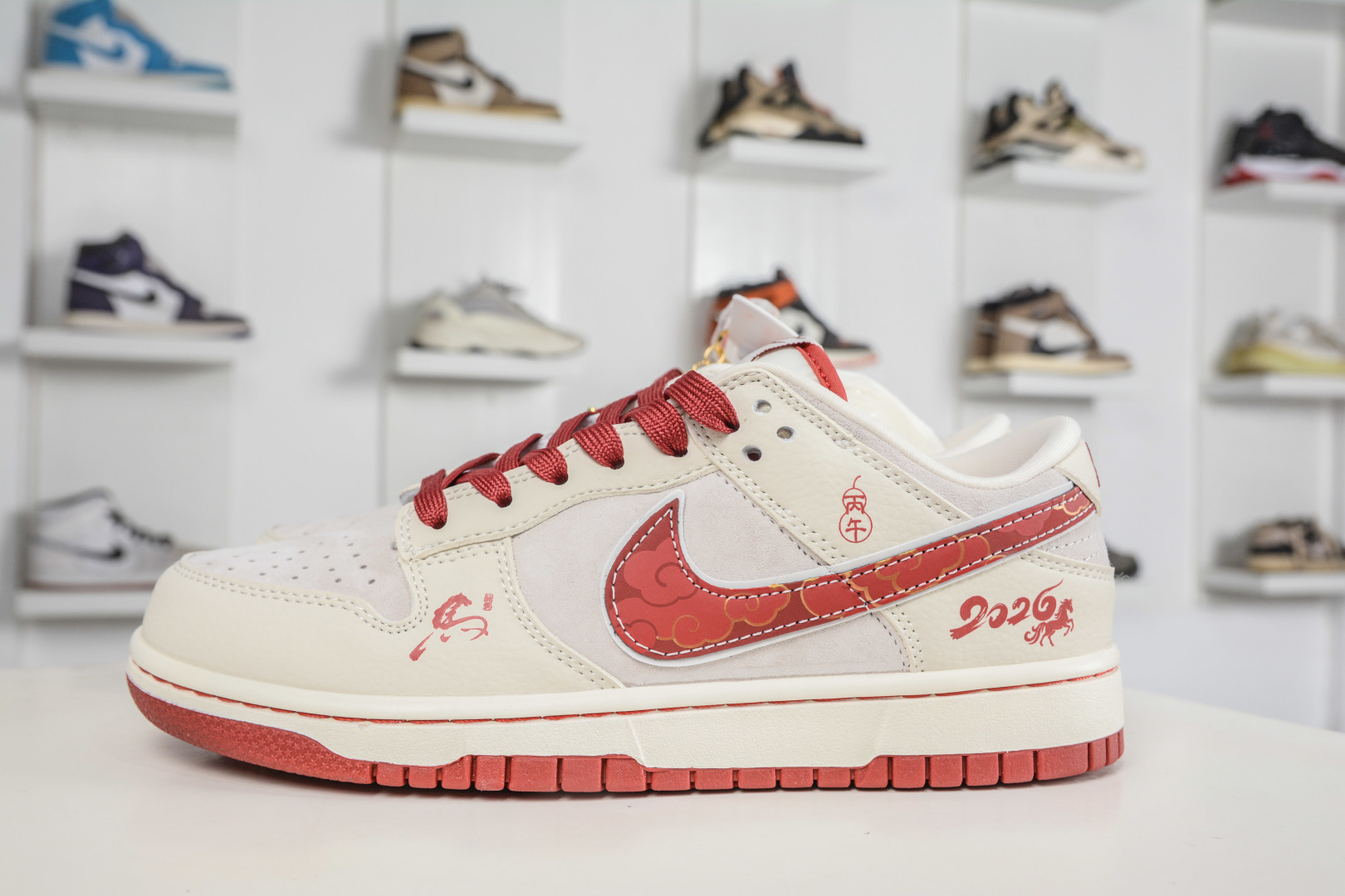 270 Nike SB Dunk Low 丙午马年限定-米白红 DG1988-014-Chinese UA Cheap High Quatity Brand Clothes Bags handbags Sneakers wholesale wholesaler seller from China Factory suppliers Fashion Clothing Shoes best Quality Beautiful Price 270 Nike SB Dunk Low 丙午马年限定-米白红 DG1988-014