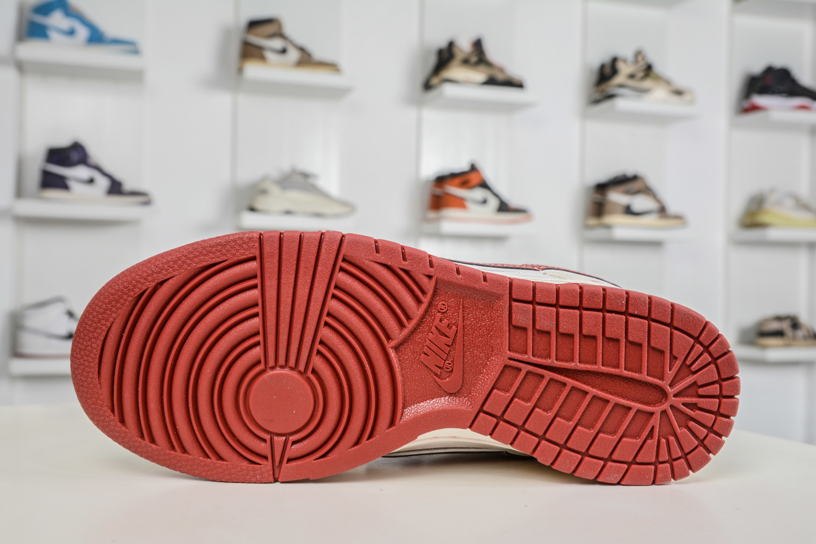 270 Nike SB Dunk Low 丙午马年限定-米白红 DG1988-014-Chinese UA Cheap High Quatity Brand Clothes Bags handbags Sneakers wholesale wholesaler seller from China Factory suppliers Fashion Clothing Shoes best Quality Beautiful Price 270 Nike SB Dunk Low 丙午马年限定-米白红 DG1988-014