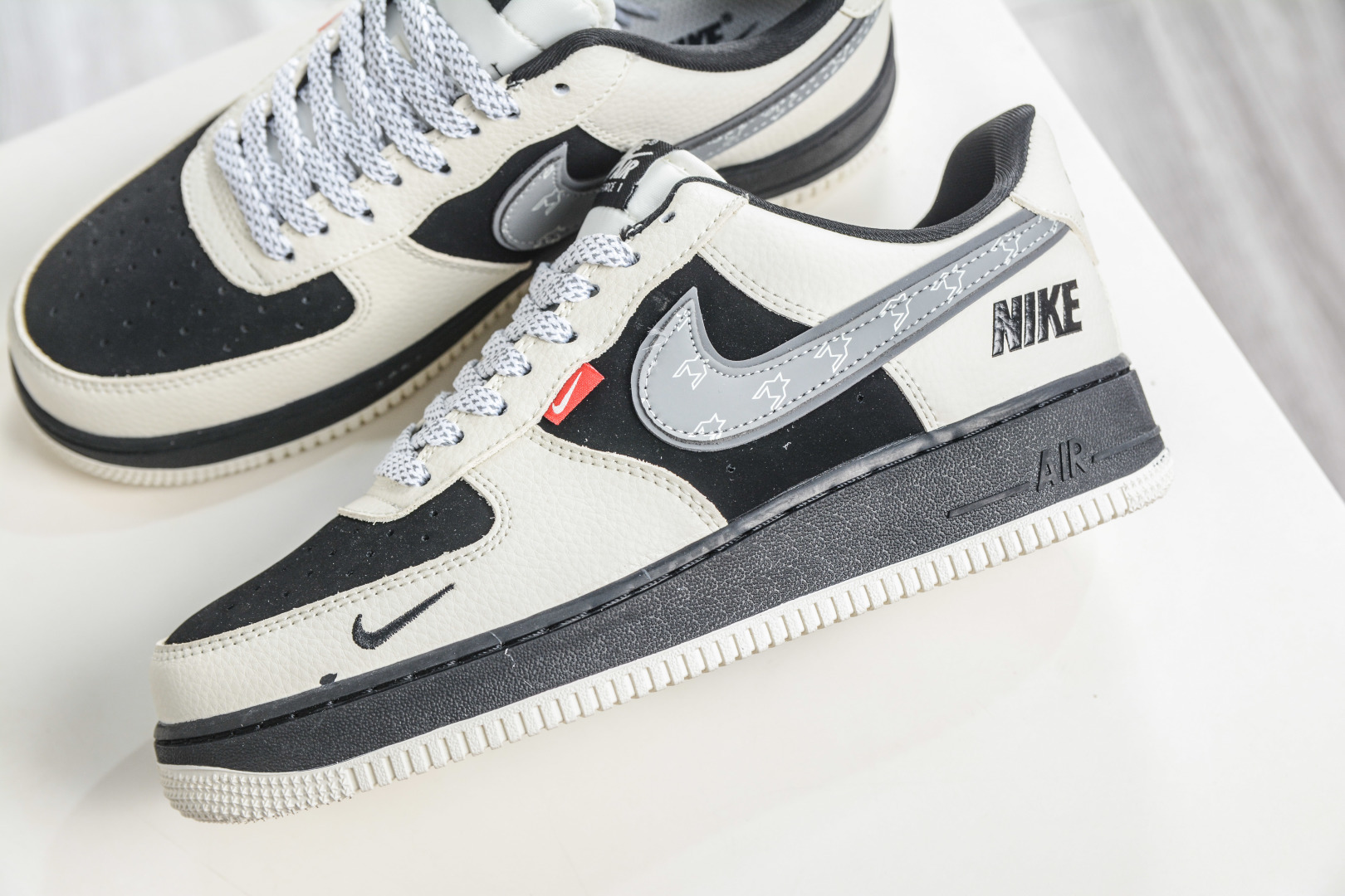 Nike Air Force 1 Low 07 米白黑 DF0188-132