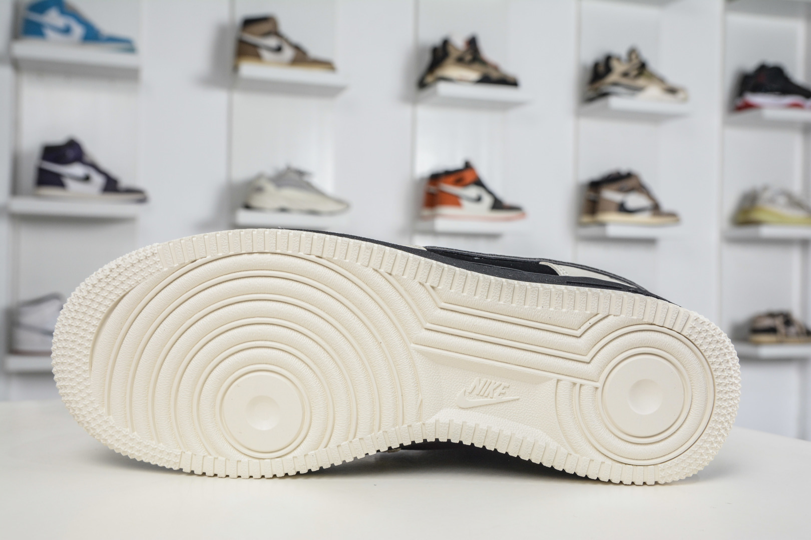 Nike Air Force 1 Low 07 米白黑 DF0188-132