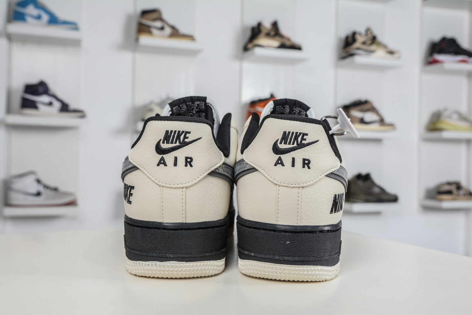 Nike Air Force 1 Low 07 米白黑 DF0188-132