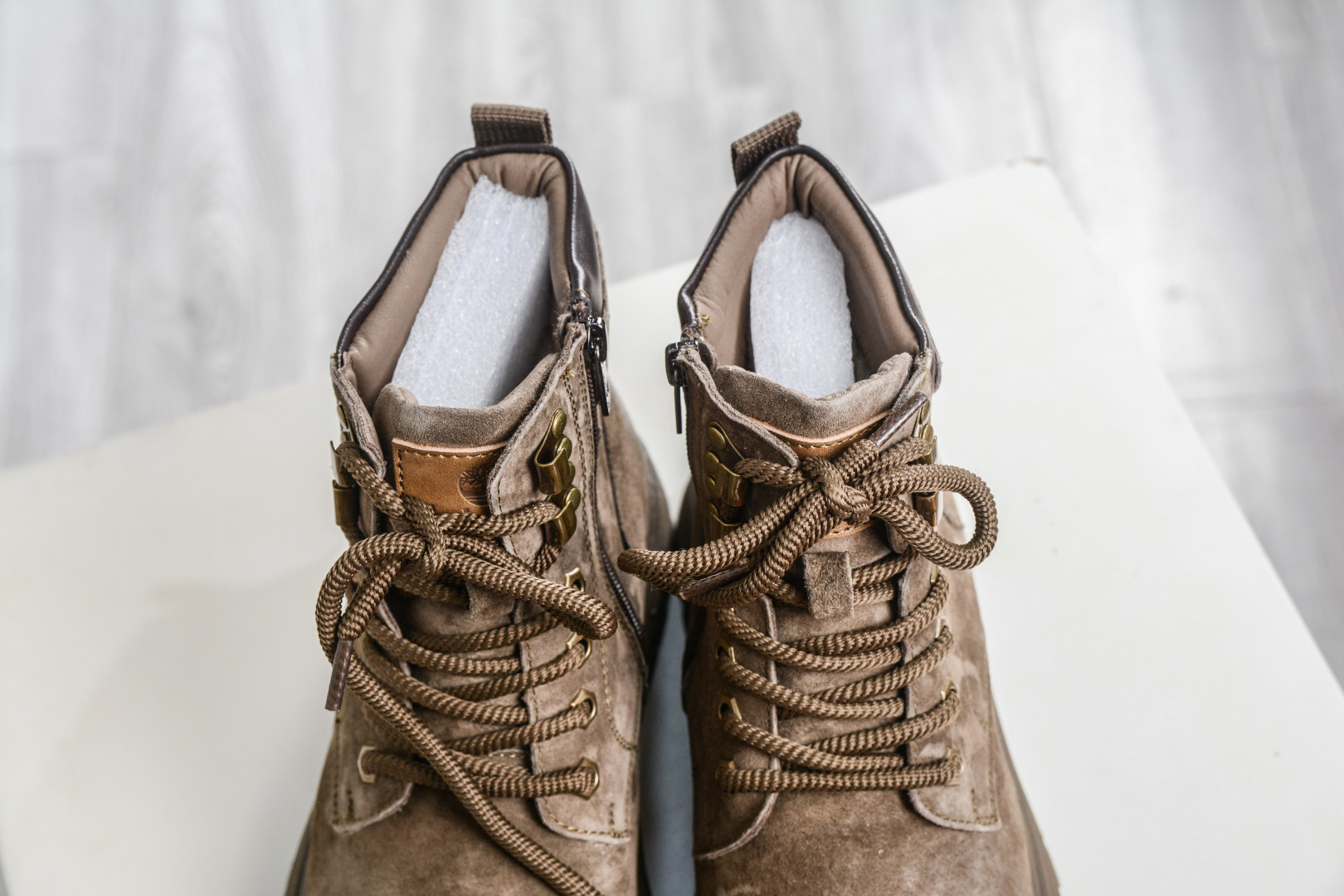 新年福利特价 Timberland添柏岚/天伯伦 秋冬新品(毛绒内里保暖锁热)秋冬必备户外休闲大黄靴系列-Top High Quatity Cheap Sneakers Fashion Clothing Clothes Bags handbags Shoes of all Brand wholesale With The best Quality And Beautiful Price from China Factory Chinese suppliers wholesaler seller 新年福利特价 Timberland添柏岚/天伯伦 秋冬新品(毛绒内里保暖锁热)秋冬必备户外休闲大黄靴系列