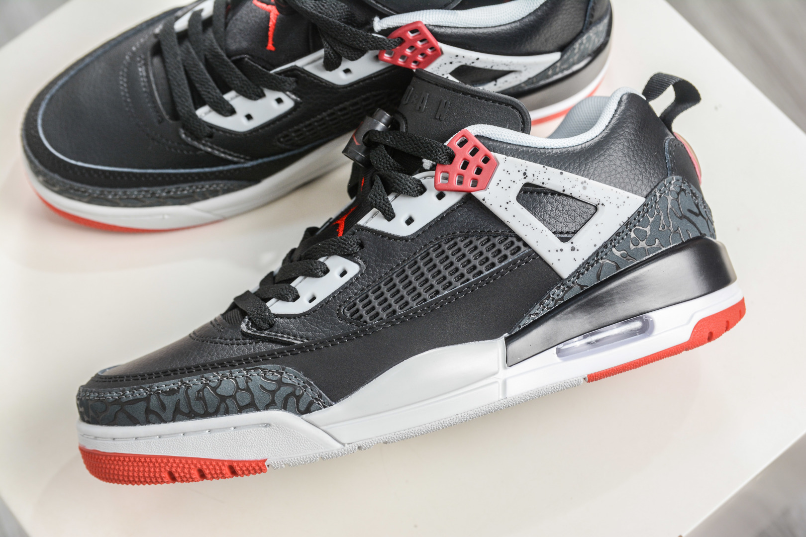 Jordan Spizike Low AJ复古低帮篮球鞋 FQ1759-009-Top High Quatity Cheap Sneakers Fashion Clothing Clothes Bags handbags Shoes of all Brand wholesale With The best Quality And Beautiful Price from China Factory Chinese suppliers wholesaler seller Jordan Spizike Low AJ复古低帮篮球鞋 FQ1759-009