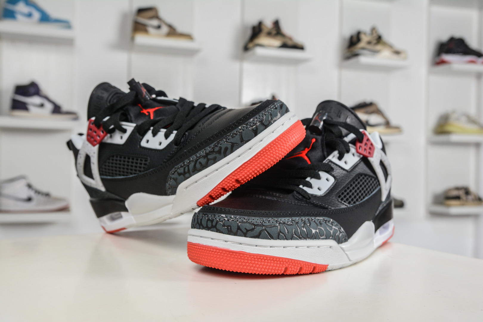 Jordan Spizike Low AJ复古低帮篮球鞋 FQ1759-009-Top High Quatity Cheap Sneakers Fashion Clothing Clothes Bags handbags Shoes of all Brand wholesale With The best Quality And Beautiful Price from China Factory Chinese suppliers wholesaler seller Jordan Spizike Low AJ复古低帮篮球鞋 FQ1759-009