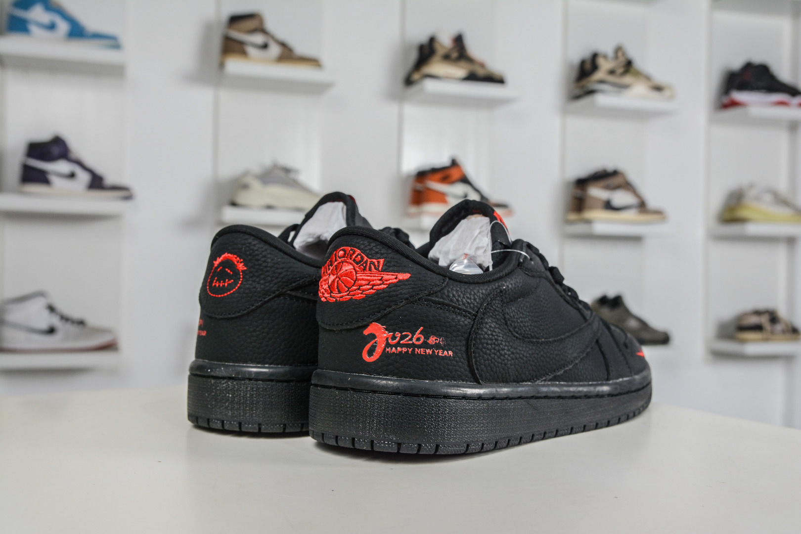 TS x Nike Air Jordan 1 Low 马年限定 黑红 YF9511-502-Top High Quatity Cheap Sneakers Fashion Clothing Clothes Bags handbags Shoes of all Brand wholesale With The best Quality And Beautiful Price from China Factory Chinese suppliers wholesaler seller TS x Nike Air Jordan 1 Low 马年限定 黑红 YF9511-502
