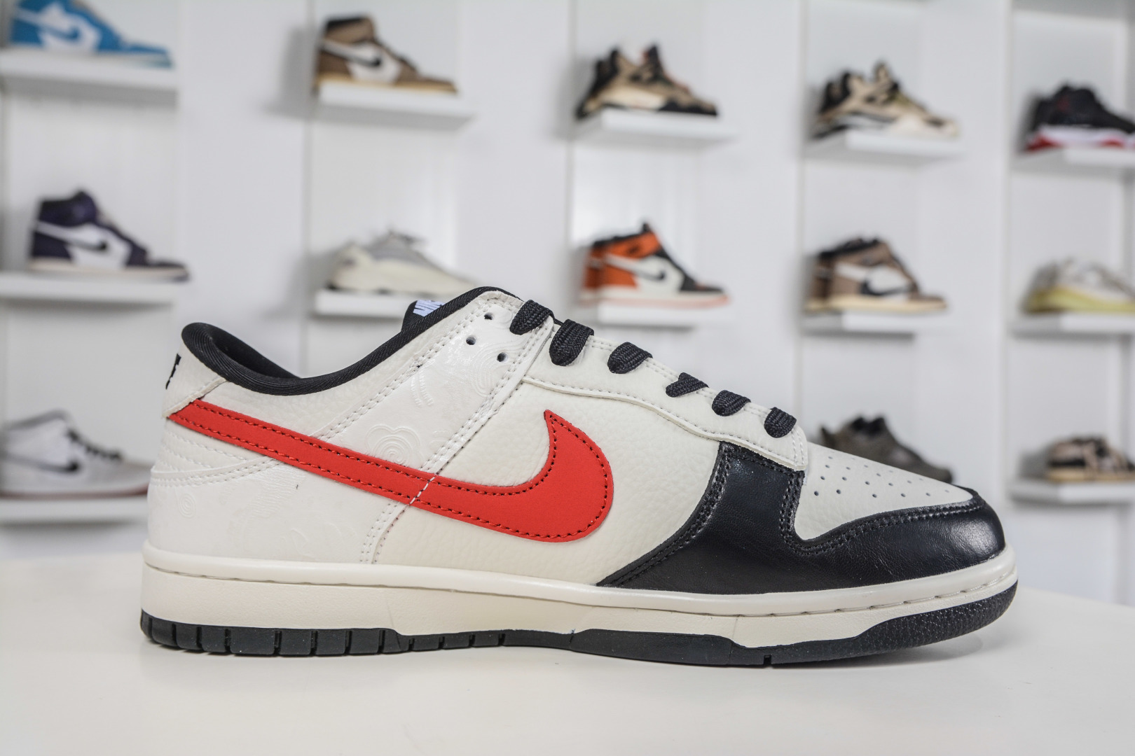 Nike SB Dunk Low 马年限定-墨霜丹红 IM6670-202