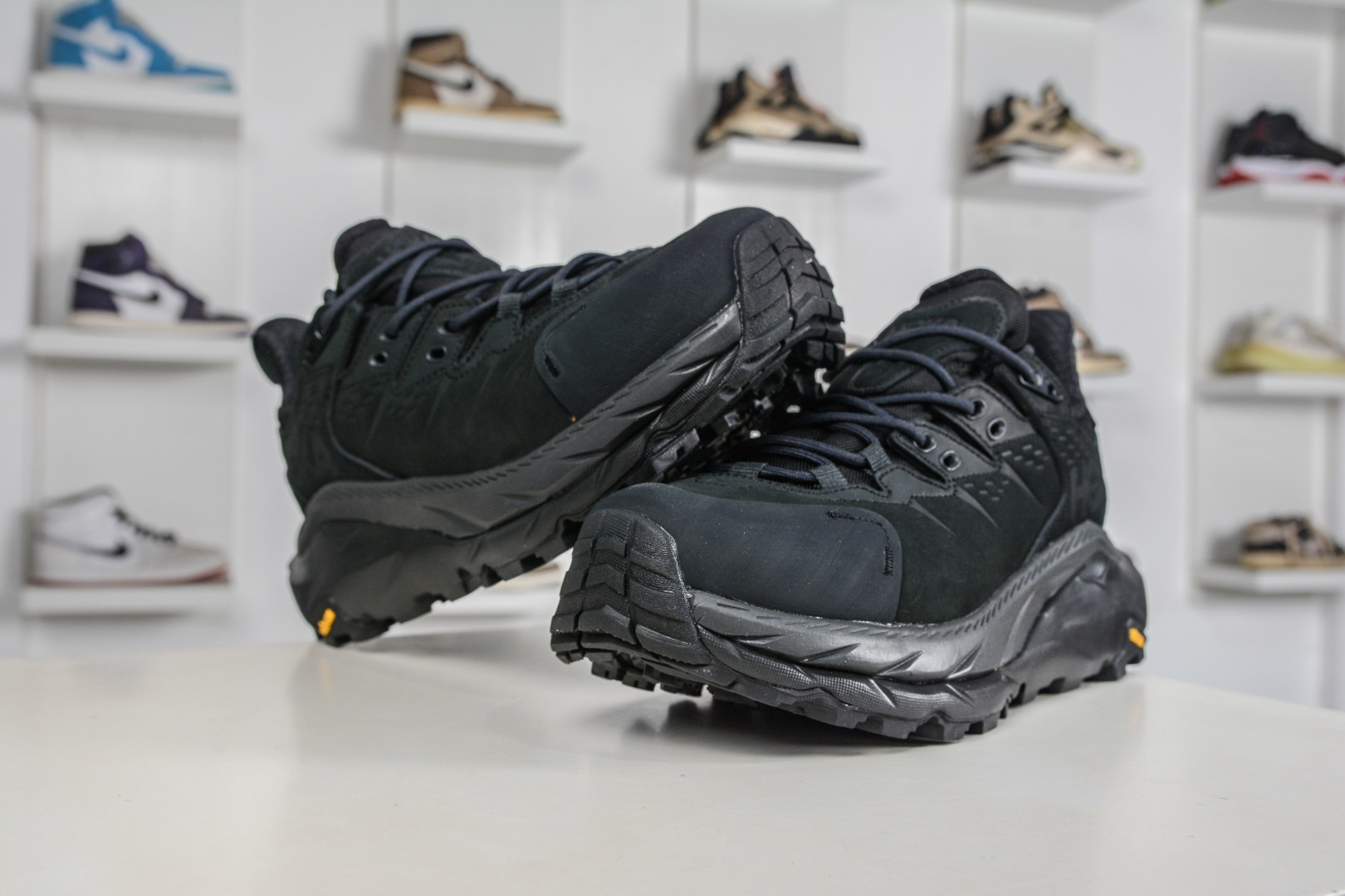 220 新年福利特价 Hoka One One Kaha 2 Low GTX 卡哈2耐磨減震低帮户外功能运动鞋 1123190 BBLC-Chinese UA Cheap High Quatity Brand Clothes Bags handbags Sneakers wholesale wholesaler seller from China Factory suppliers Fashion Clothing Shoes best Quality Beautiful Price 220 新年福利特价 Hoka One One Kaha 2 Low GTX 卡哈2耐磨減震低帮户外功能运动鞋 1123190 BBLC