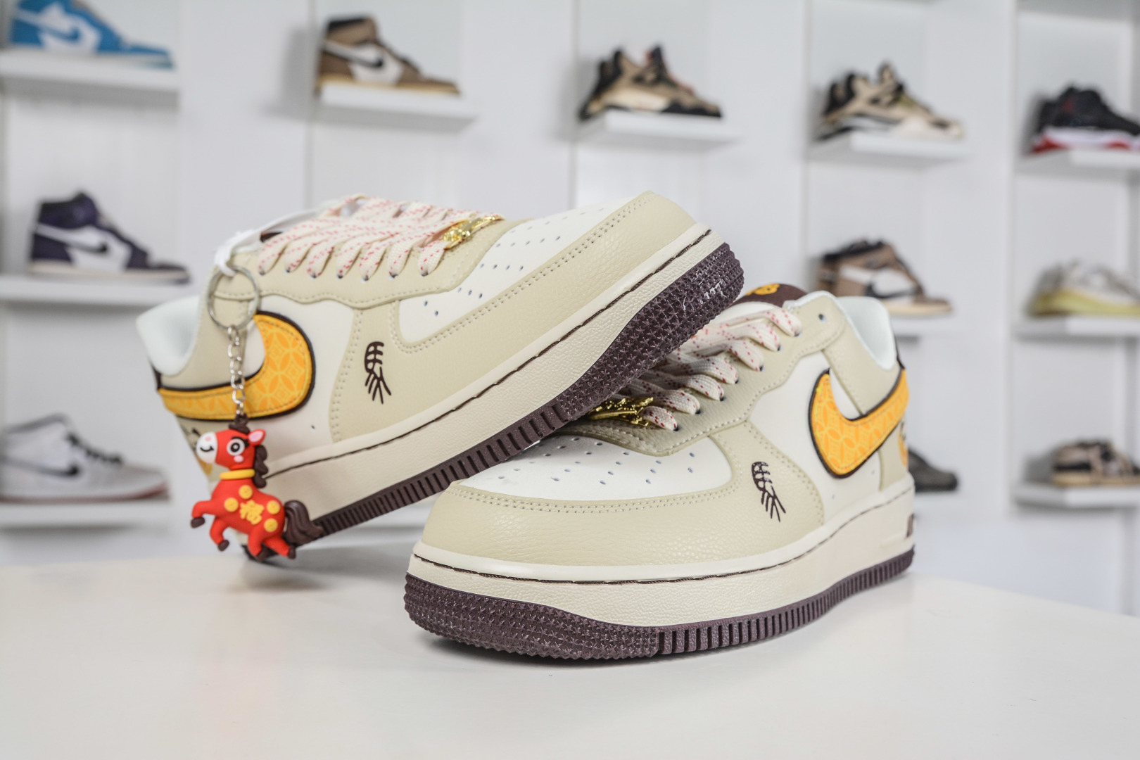 Nike Air Force 1 Low 07 马年限定 米杏金纹 NH0601-504-Top High Quatity Cheap Sneakers Fashion Clothing Clothes Bags handbags Shoes of all Brand wholesale With The best Quality And Beautiful Price from China Factory Chinese suppliers wholesaler seller Nike Air Force 1 Low 07 马年限定 米杏金纹 NH0601-504