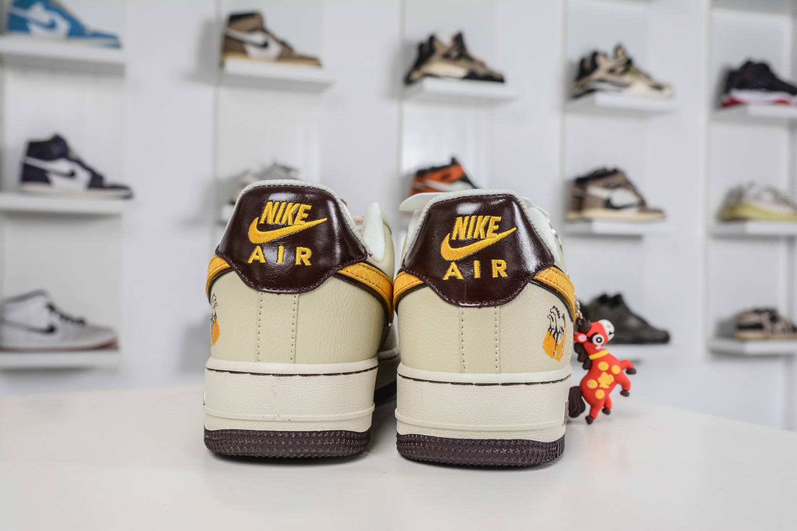 Nike Air Force 1 Low 07 马年限定 米杏金纹 NH0601-504-Top High Quatity Cheap Sneakers Fashion Clothing Clothes Bags handbags Shoes of all Brand wholesale With The best Quality And Beautiful Price from China Factory Chinese suppliers wholesaler seller Nike Air Force 1 Low 07 马年限定 米杏金纹 NH0601-504