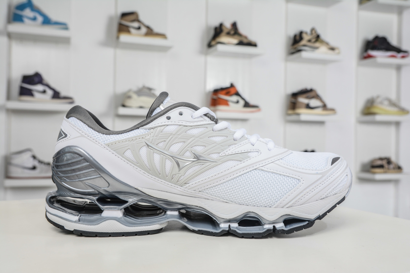 Mizuno 美津侬 WAVE PROPHECY 14S 复古时尚休闲舒适运动跑步鞋 D1GA33-Top High Quatity Cheap Sneakers Fashion Clothing Clothes Bags handbags Shoes of all Brand wholesale With The best Quality And Beautiful Price from China Factory Chinese suppliers wholesaler seller Mizuno 美津侬 WAVE PROPHECY 14S 复古时尚休闲舒适运动跑步鞋 D1GA33