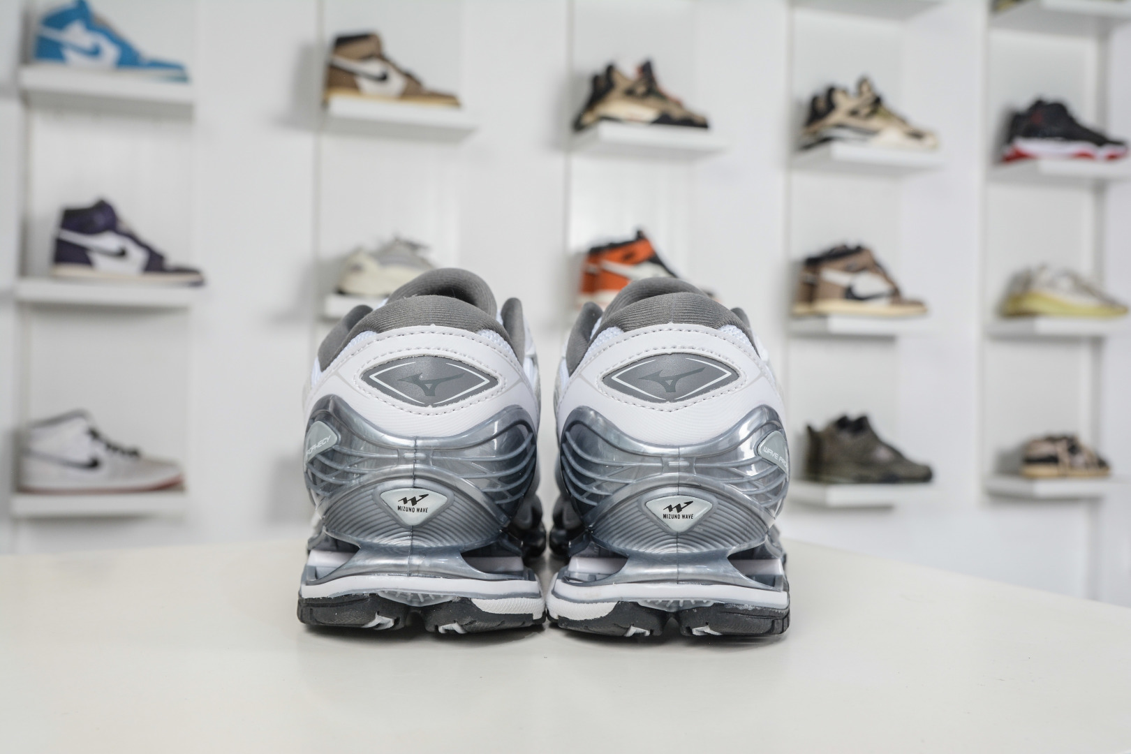 Mizuno 美津侬 WAVE PROPHECY 14S 复古时尚休闲舒适运动跑步鞋 D1GA33-Top High Quatity Cheap Sneakers Fashion Clothing Clothes Bags handbags Shoes of all Brand wholesale With The best Quality And Beautiful Price from China Factory Chinese suppliers wholesaler seller Mizuno 美津侬 WAVE PROPHECY 14S 复古时尚休闲舒适运动跑步鞋 D1GA33