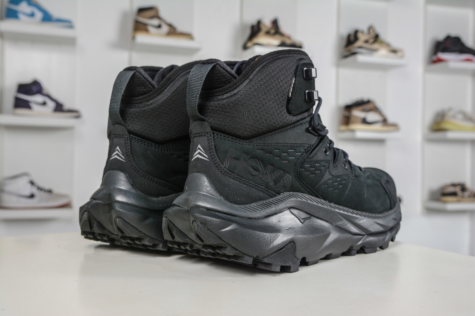 Hoka One One Kaha 2 GTX 卡哈2耐磨減震高帮户外功能运动鞋 1123155 BBLC-Top High Quatity Cheap Sneakers Fashion Clothing Clothes Bags handbags Shoes of all Brand wholesale With The best Quality And Beautiful Price from China Factory Chinese suppliers wholesaler seller Hoka One One Kaha 2 GTX 卡哈2耐磨減震高帮户外功能运动鞋 1123155 BBLC