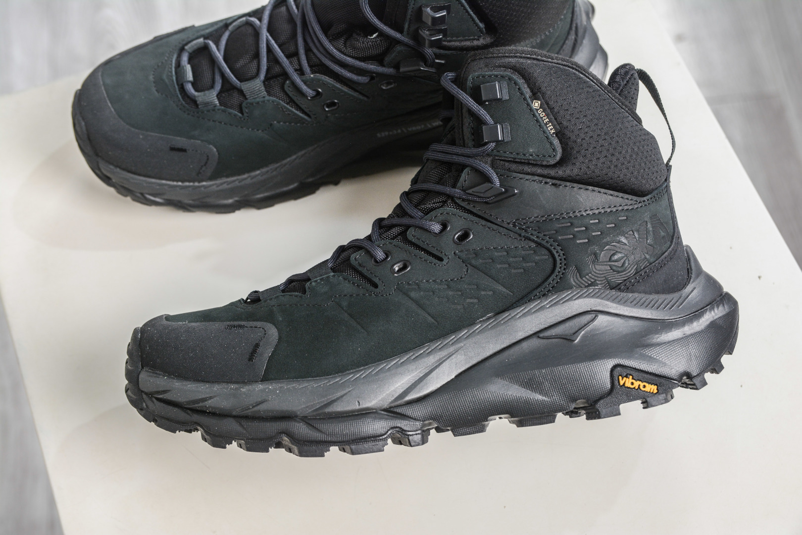 Hoka One One Kaha 2 GTX 卡哈2耐磨減震高帮户外功能运动鞋 1123155 BBLC-Top High Quatity Cheap Sneakers Fashion Clothing Clothes Bags handbags Shoes of all Brand wholesale With The best Quality And Beautiful Price from China Factory Chinese suppliers wholesaler seller Hoka One One Kaha 2 GTX 卡哈2耐磨減震高帮户外功能运动鞋 1123155 BBLC
