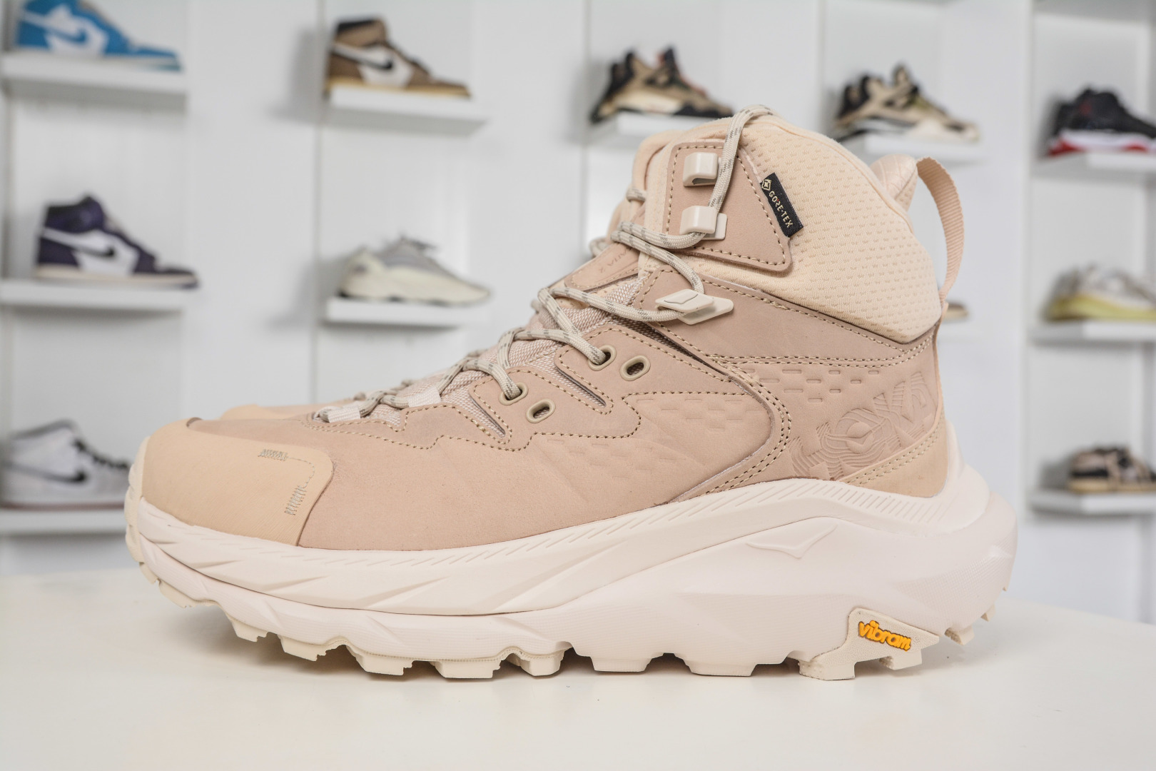 Hoka One One Kaha 2 GTX 卡哈2耐磨減震高帮户外功能运动鞋 1130529 SSEG Hoka One One Kaha 2 GTX 卡哈2耐磨減震高帮户外功能运动鞋 1130529 SSEG