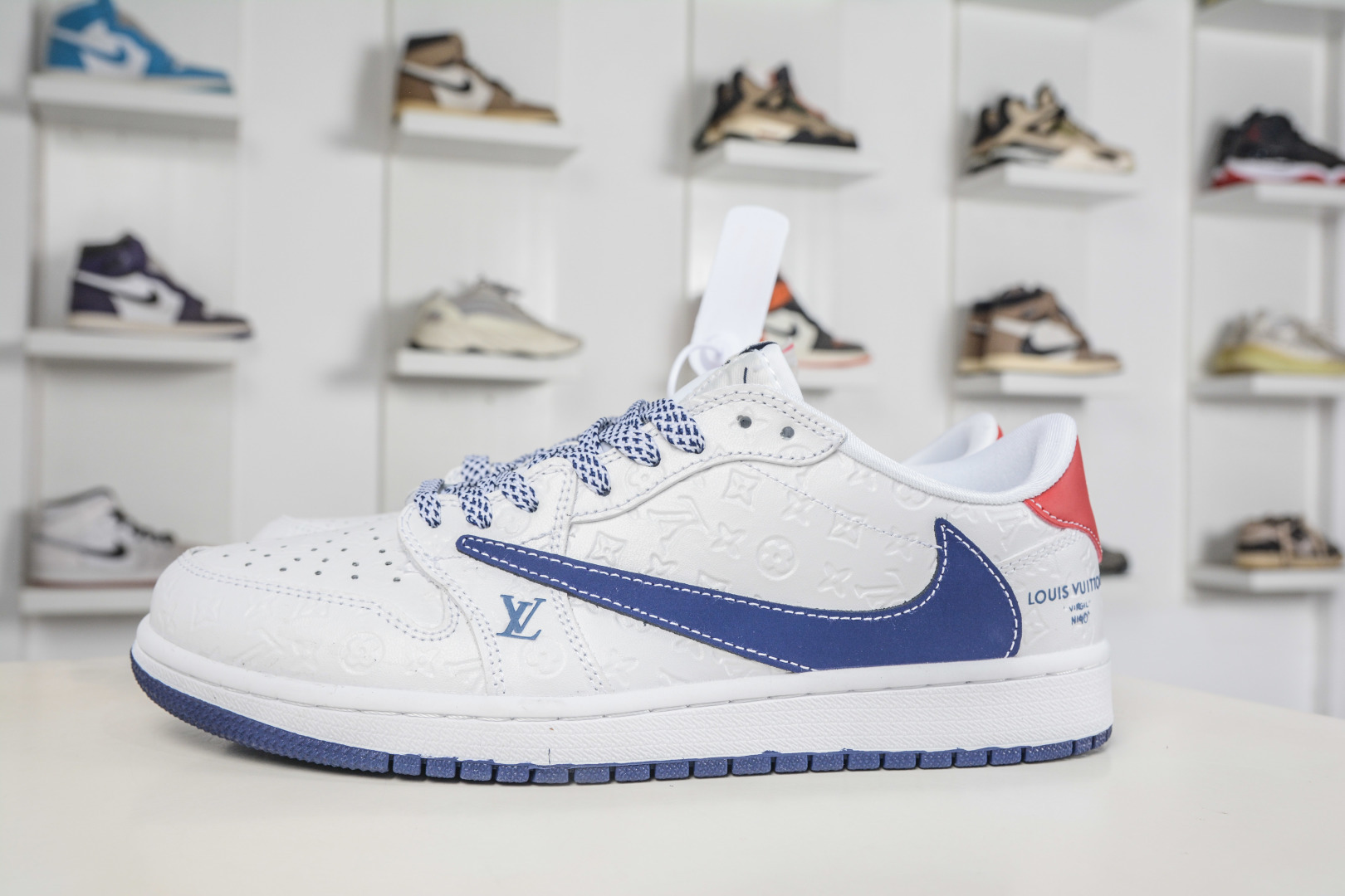 270 TS x Air Jordan x Louis Vuitton AJ1 Low 倒钩低帮LV联名-白蓝满印 LD2028-062-Chinese UA Cheap High Quatity Brand Clothes Bags handbags Sneakers wholesale wholesaler seller from China Factory suppliers Fashion Clothing Shoes best Quality Beautiful Price 270 TS x Air Jordan x Louis Vuitton AJ1 Low 倒钩低帮LV联名-白蓝满印 LD2028-062