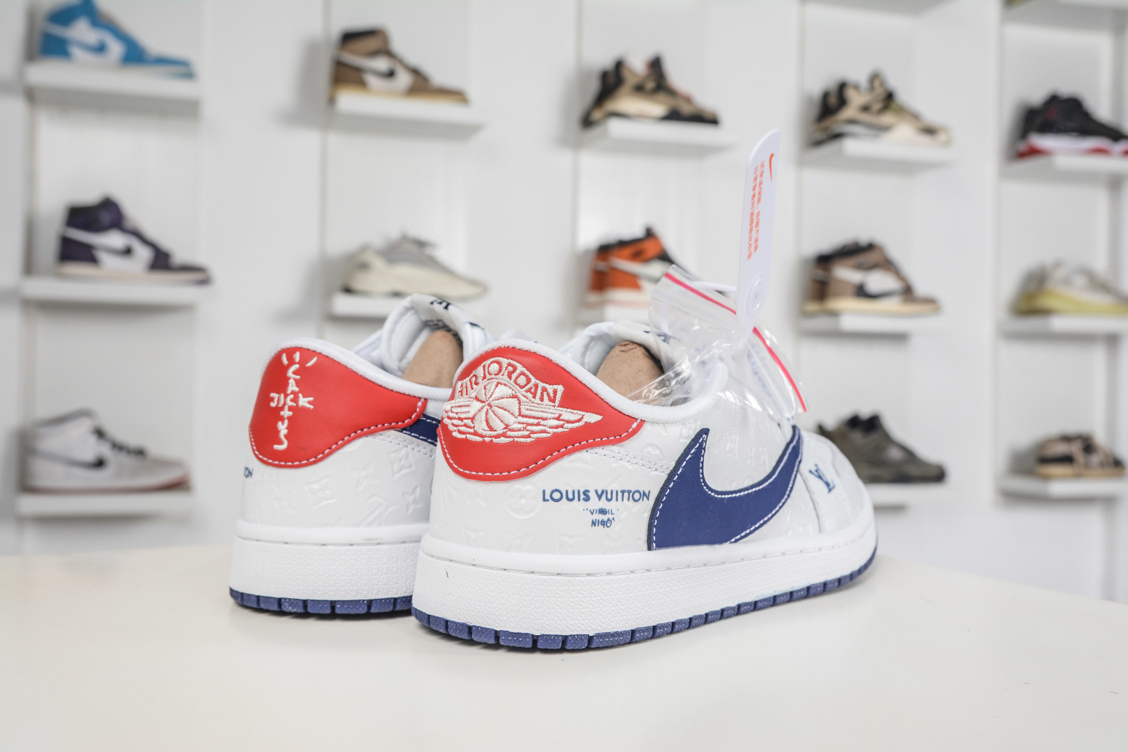 270 TS x Air Jordan x Louis Vuitton AJ1 Low 倒钩低帮LV联名-白蓝满印 LD2028-062-Chinese UA Cheap High Quatity Brand Clothes Bags handbags Sneakers wholesale wholesaler seller from China Factory suppliers Fashion Clothing Shoes best Quality Beautiful Price 270 TS x Air Jordan x Louis Vuitton AJ1 Low 倒钩低帮LV联名-白蓝满印 LD2028-062