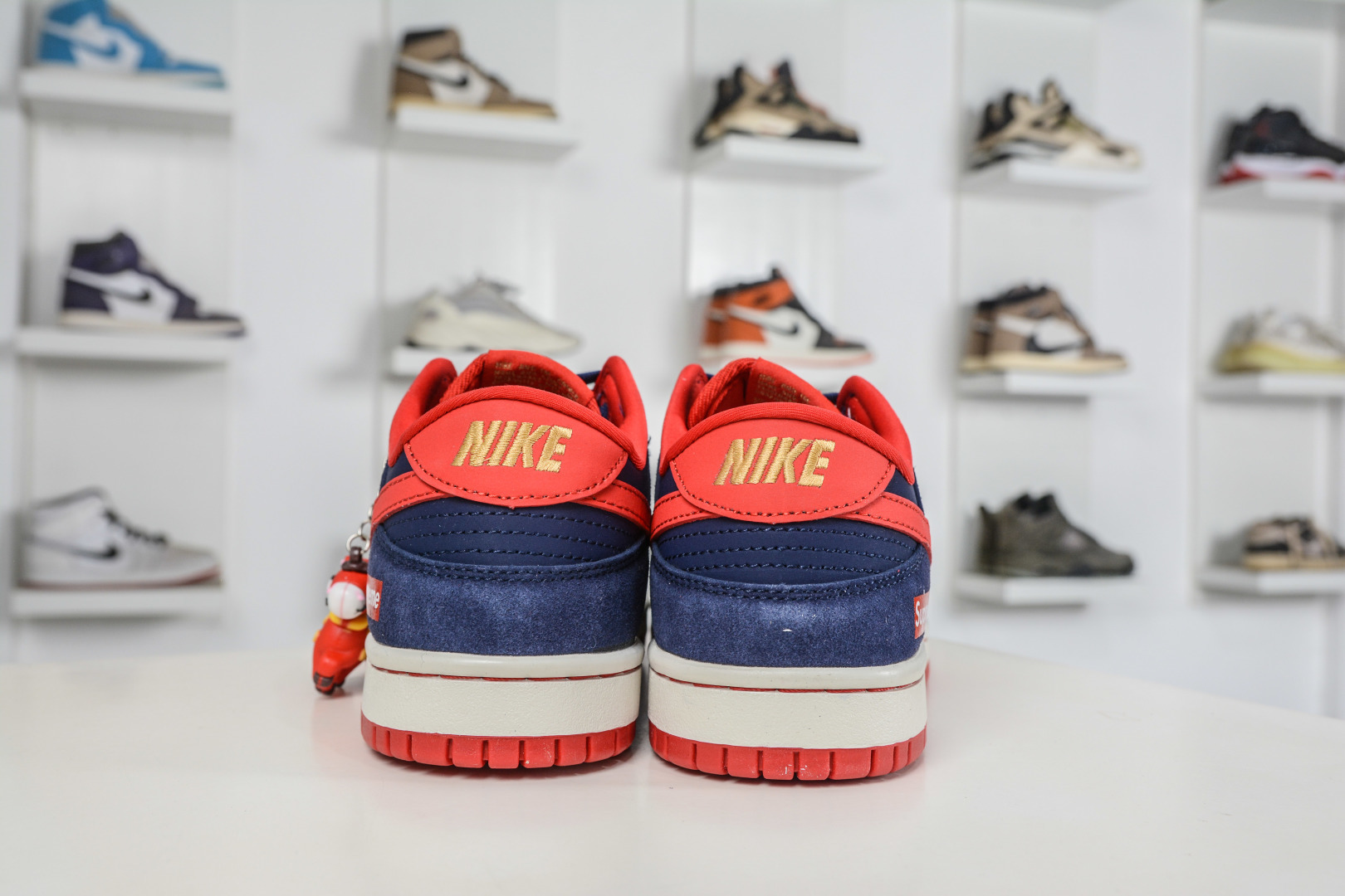 Nike SB Dunk Low x Superme SUP马年限定联名-幽蓝赤霞 NH0601-487-Top High Quatity Cheap Sneakers Fashion Clothing Clothes Bags handbags Shoes of all Brand wholesale With The best Quality And Beautiful Price from China Factory Chinese suppliers wholesaler seller Nike SB Dunk Low x Superme SUP马年限定联名-幽蓝赤霞 NH0601-487