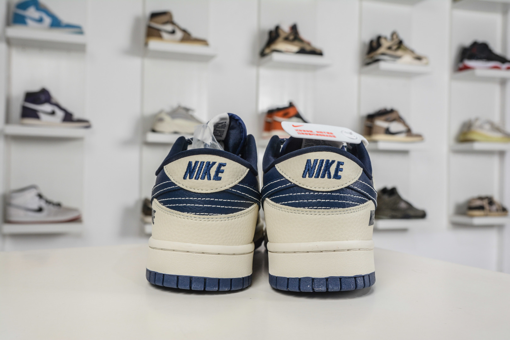 Nike SB Dunk Low 藏青老花 MN1688-104-Top High Quatity Cheap Sneakers Fashion Clothing Clothes Bags handbags Shoes of all Brand wholesale With The best Quality And Beautiful Price from China Factory Chinese suppliers wholesaler seller Nike SB Dunk Low 藏青老花 MN1688-104