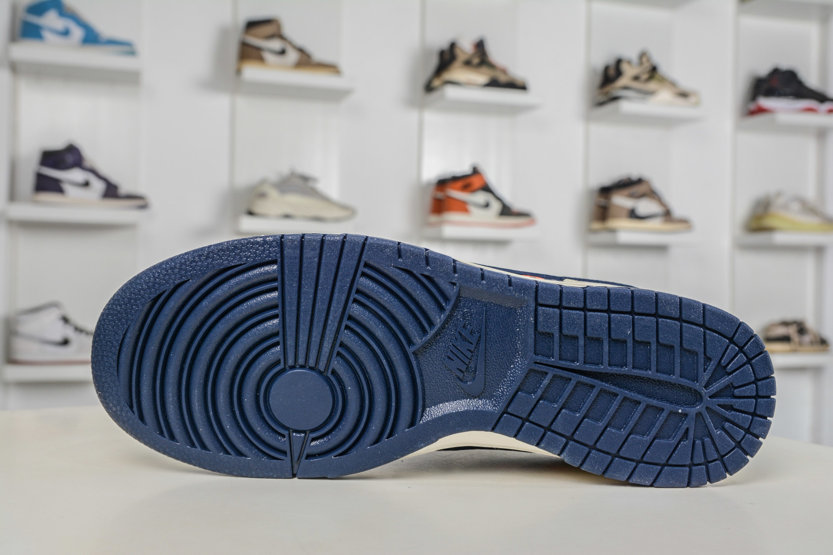 Nike SB Dunk Low 藏青老花 MN1688-104-Top High Quatity Cheap Sneakers Fashion Clothing Clothes Bags handbags Shoes of all Brand wholesale With The best Quality And Beautiful Price from China Factory Chinese suppliers wholesaler seller Nike SB Dunk Low 藏青老花 MN1688-104