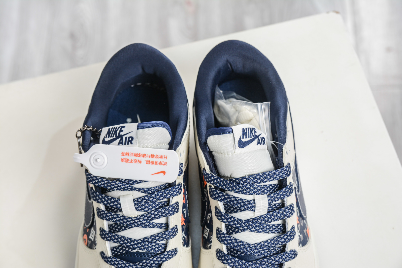 Nike SB Dunk Low 藏青老花 MN1688-104-Top High Quatity Cheap Sneakers Fashion Clothing Clothes Bags handbags Shoes of all Brand wholesale With The best Quality And Beautiful Price from China Factory Chinese suppliers wholesaler seller Nike SB Dunk Low 藏青老花 MN1688-104