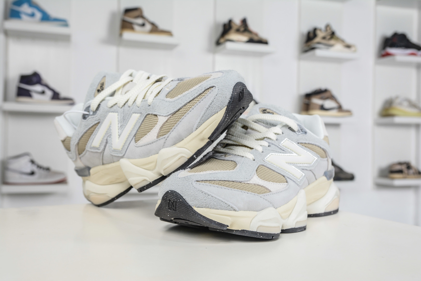 T版 新百伦New Balance NB9060 米灰色 U9060440 T版 新百伦New Balance NB9060 米灰色 U9060440