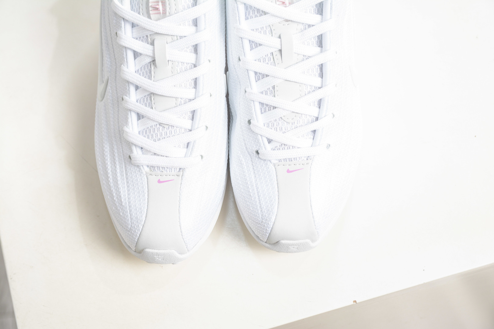 NK Shox Z 系列气柱科技风舒适生活休闲鞋 HQ7540-101-Top High Quatity Cheap Sneakers Fashion Clothing Clothes Bags handbags Shoes of all Brand wholesale With The best Quality And Beautiful Price from China Factory Chinese suppliers wholesaler seller NK Shox Z 系列气柱科技风舒适生活休闲鞋 HQ7540-101