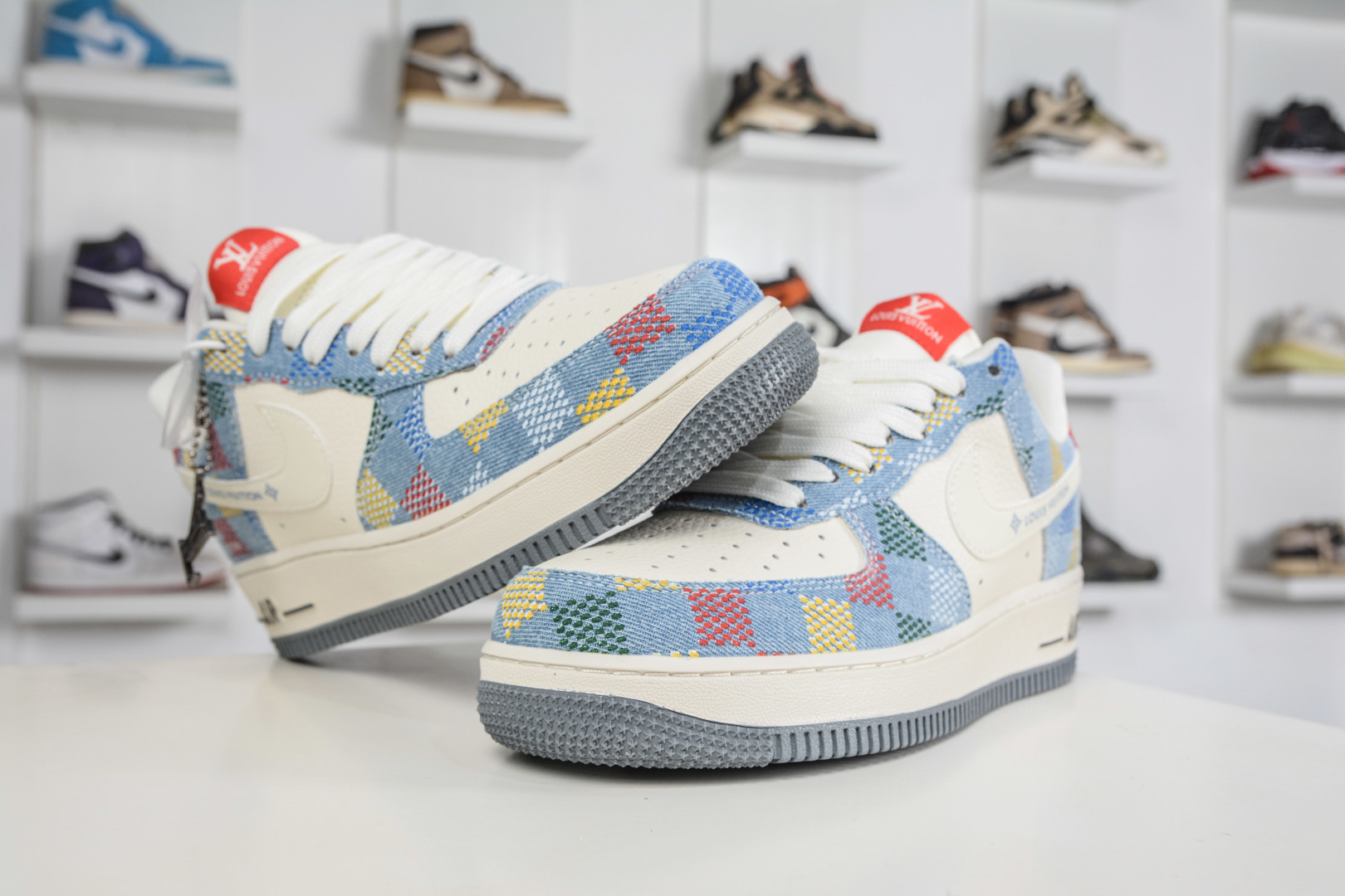Nike Air Force 1 Low 07 x Louis Vuitton LV联名-蓝白格子 DN1688-813 Nike Air Force 1 Low 07 x Louis Vuitton LV联名-蓝白格子 DN1688-813