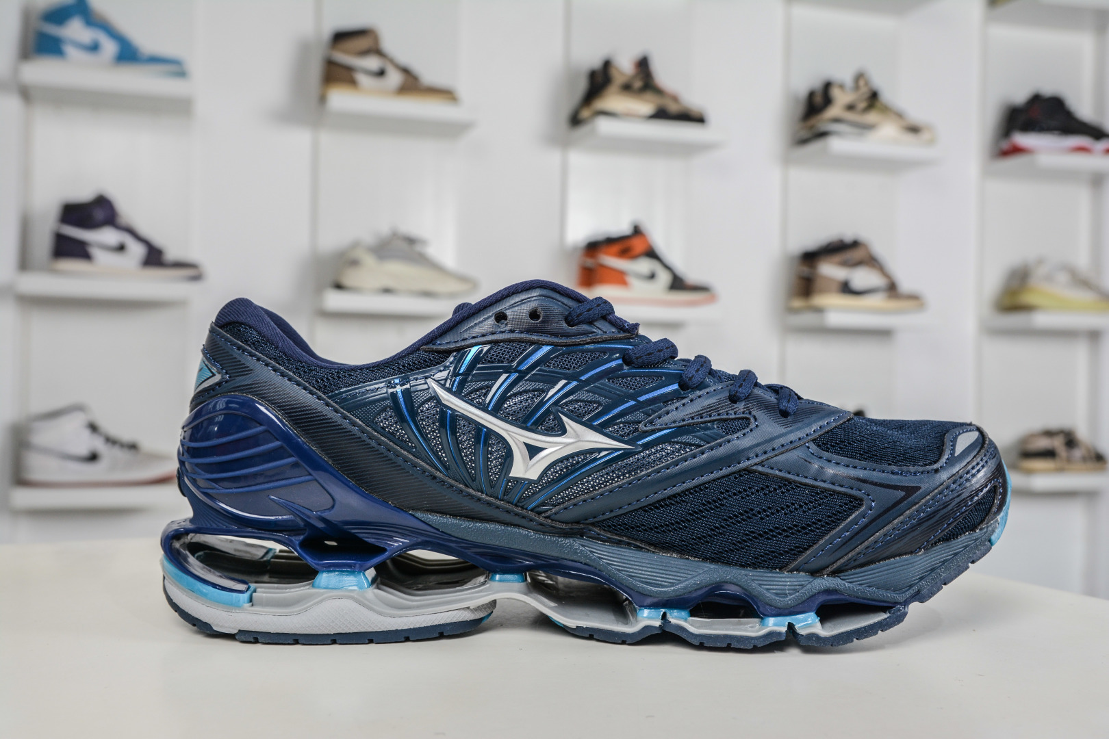 Mizuno 美津侬 WAVE PROPHECY 14S 复古时尚休闲舒适运动跑步鞋 J1GC19-Top High Quatity Cheap Sneakers Fashion Clothing Clothes Bags handbags Shoes of all Brand wholesale With The best Quality And Beautiful Price from China Factory Chinese suppliers wholesaler seller Mizuno 美津侬 WAVE PROPHECY 14S 复古时尚休闲舒适运动跑步鞋 J1GC19