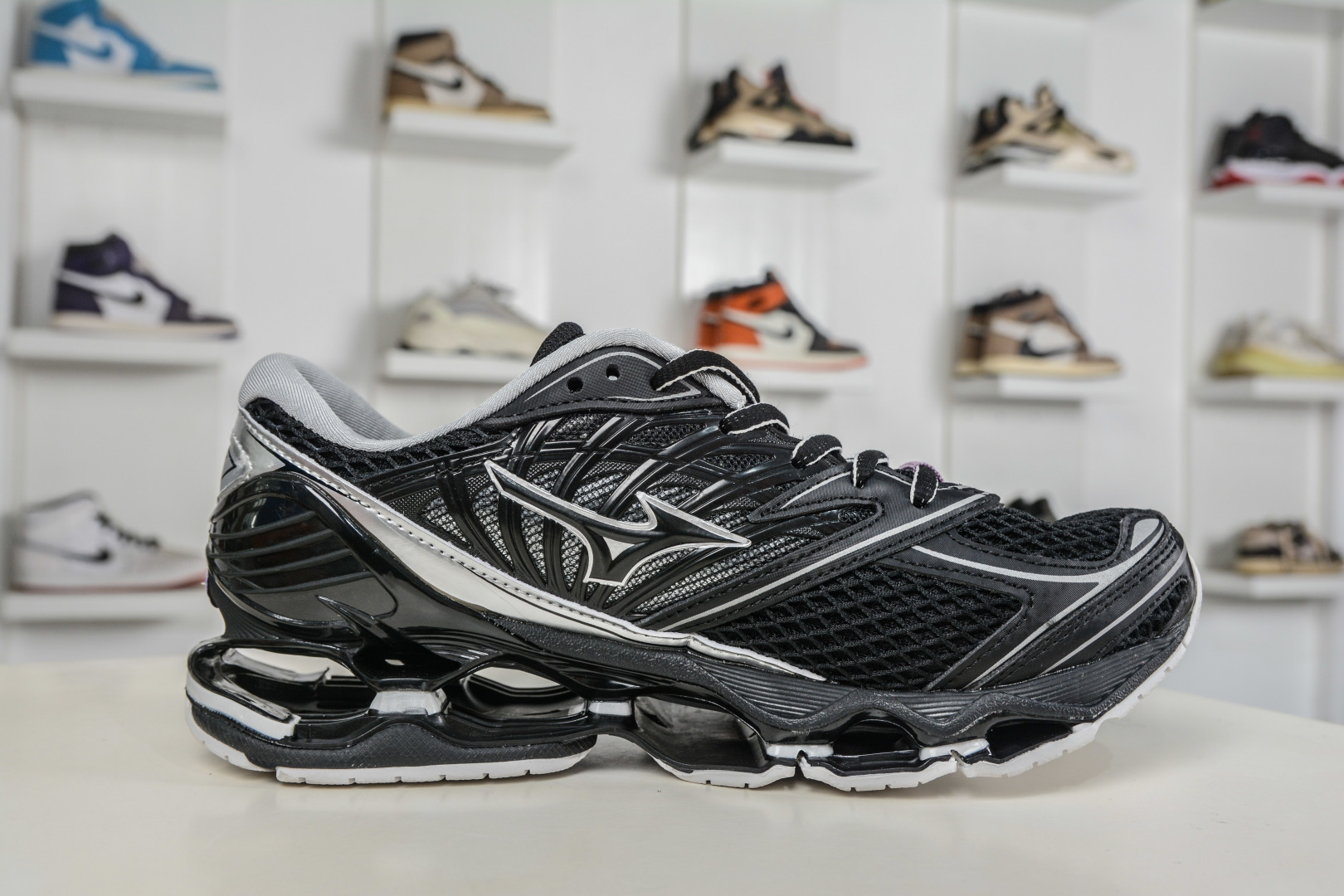 260 Mizuno 美津侬 WAVE PROPHECY 14S 复古时尚休闲舒适运动跑步鞋 D1GA25-Chinese UA Cheap High Quatity Brand Clothes Bags handbags Sneakers wholesale wholesaler seller from China Factory suppliers Fashion Clothing Shoes best Quality Beautiful Price 260 Mizuno 美津侬 WAVE PROPHECY 14S 复古时尚休闲舒适运动跑步鞋 D1GA25